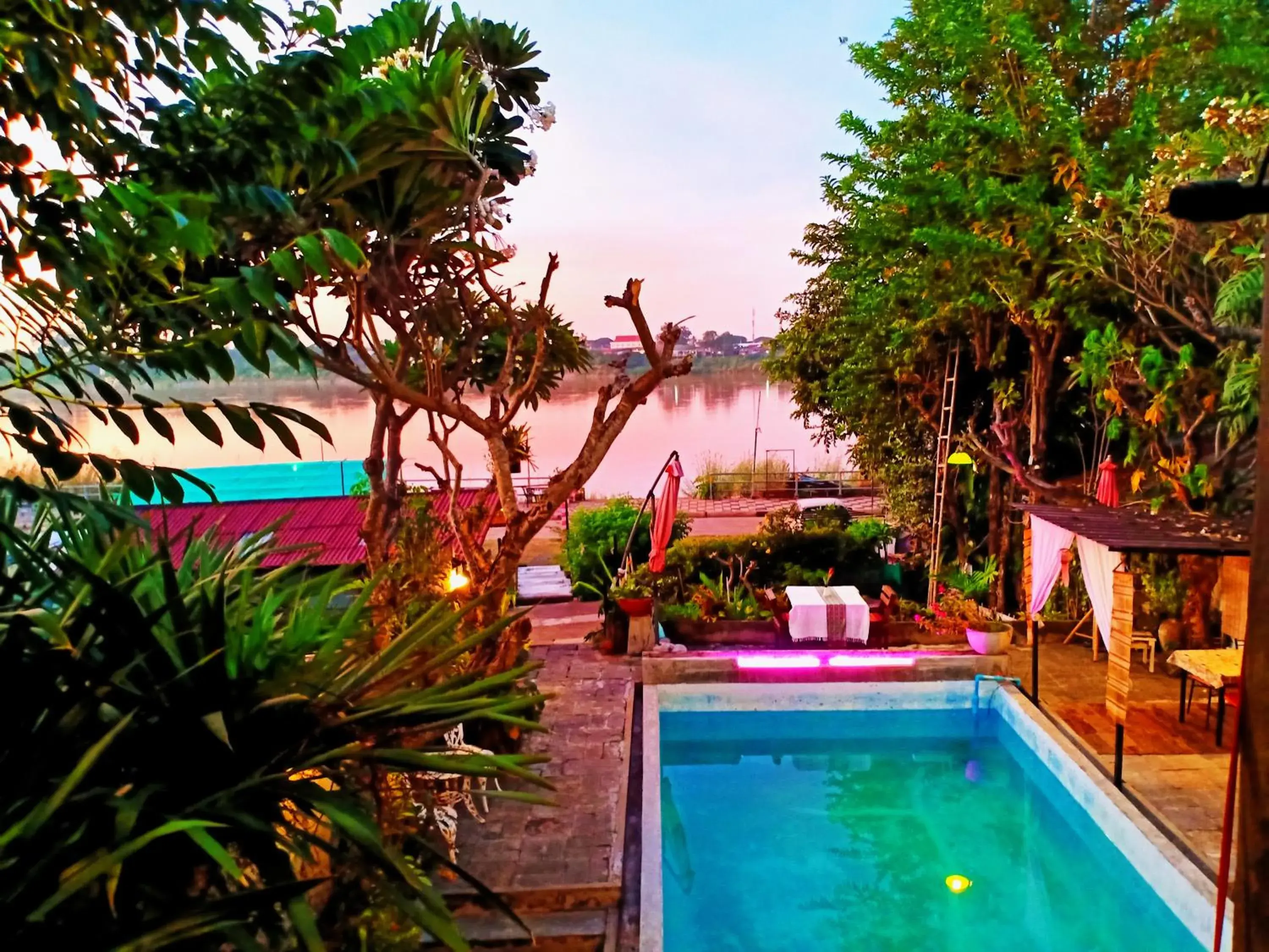 River view in Sofa Gallery Hotel River view in Sofa Gallery Hotel