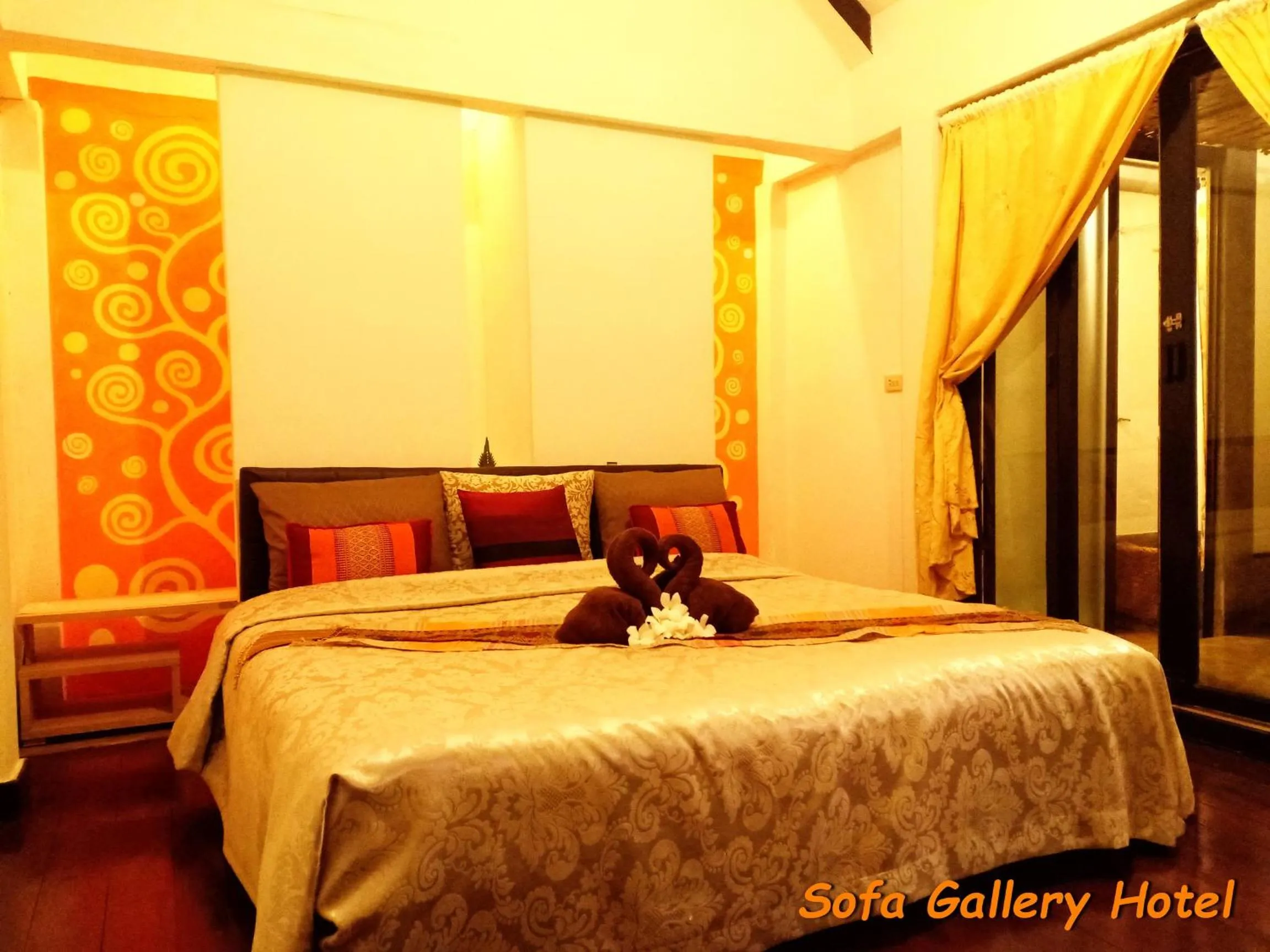 Photo of the whole room, Bed in Sofa Gallery Hotel