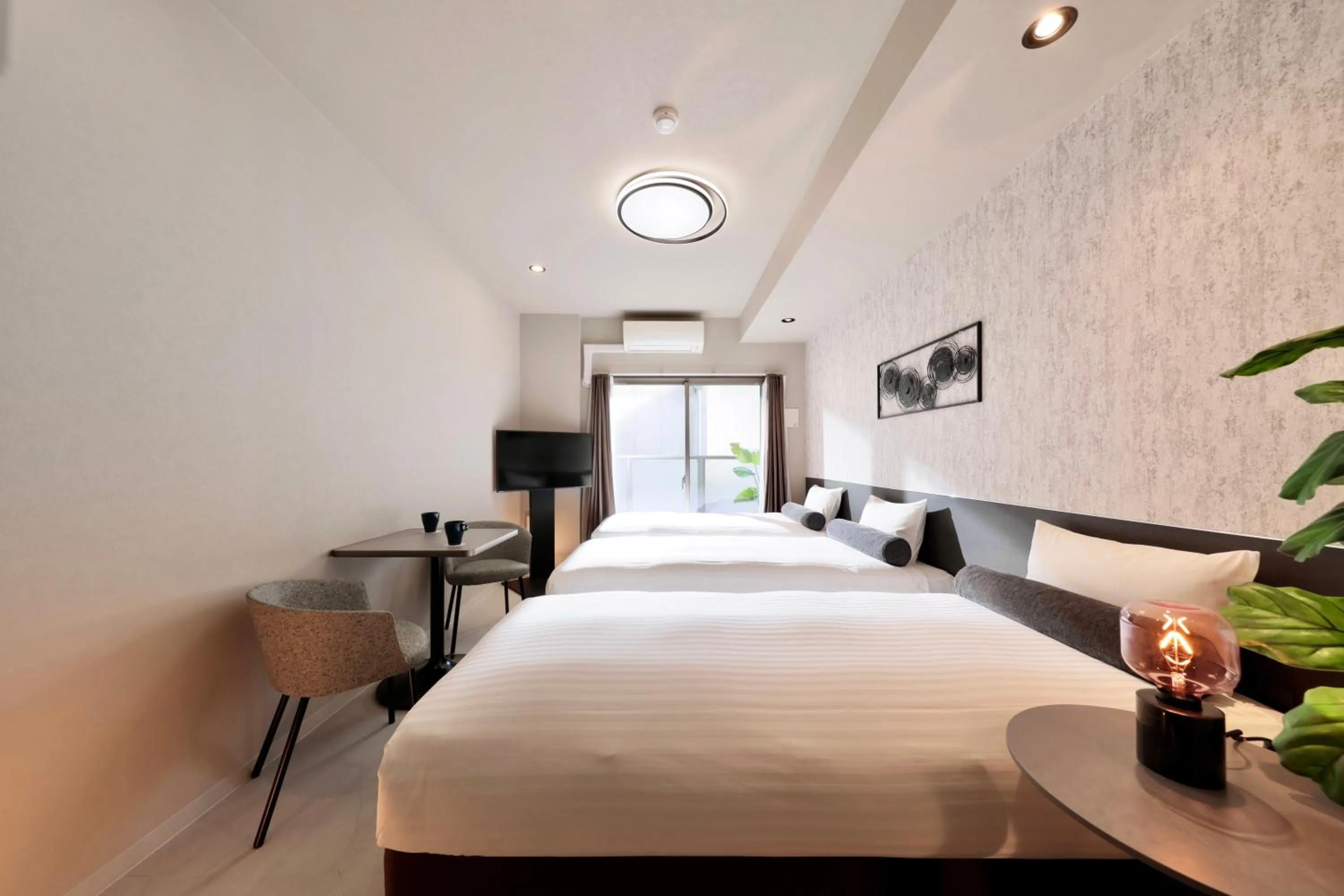 Bed in Dotombori Crystal Hotel 3