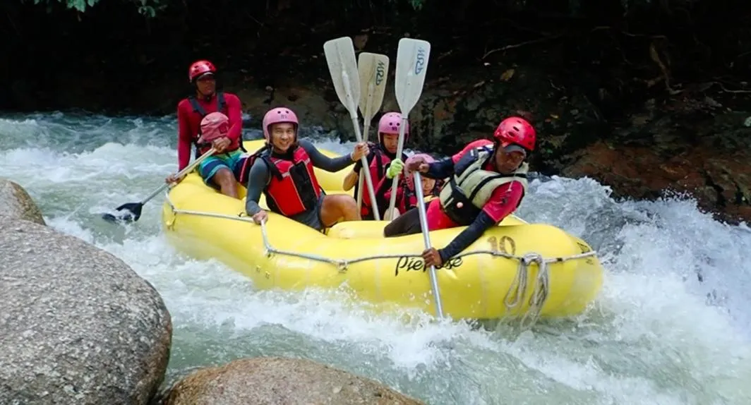 Sports in Sarang by the brook