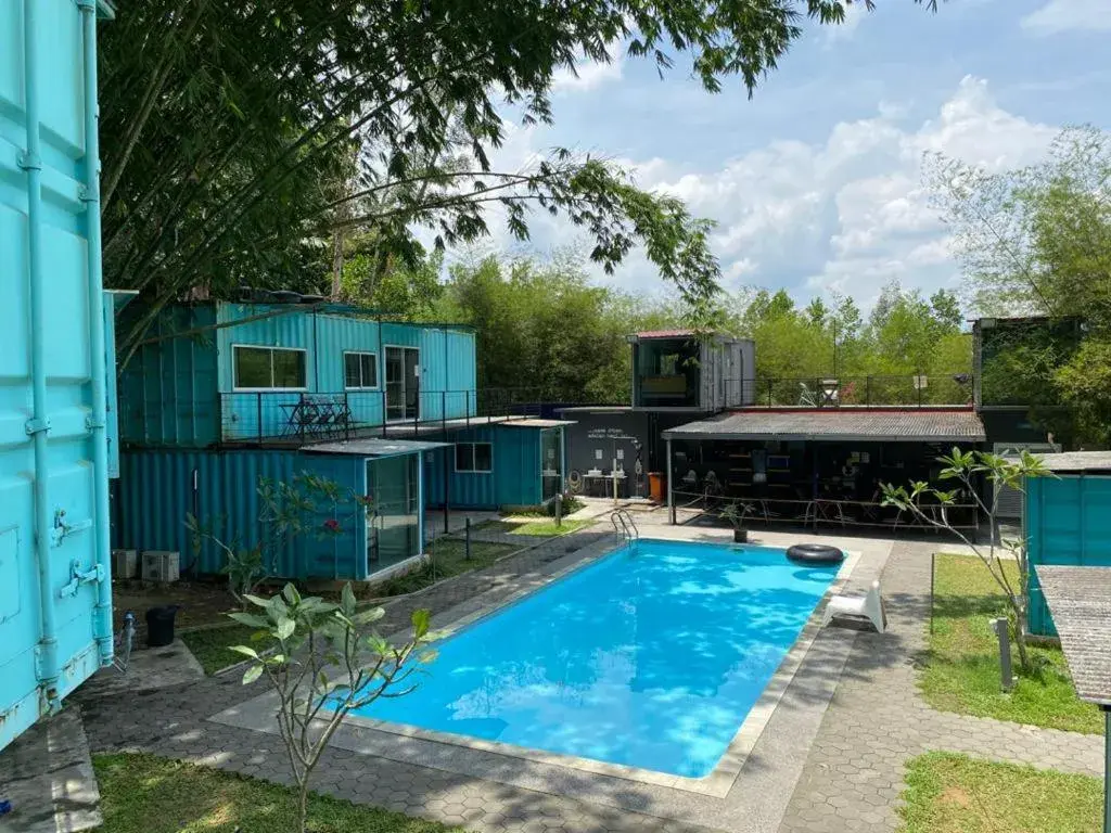 Swimming pool in Sarang by the brook Swimming pool in Sarang by the brook