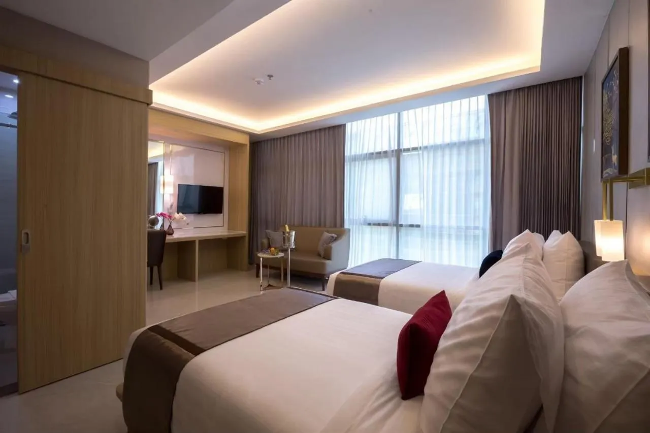 Bed in Elegant Airport Hotel