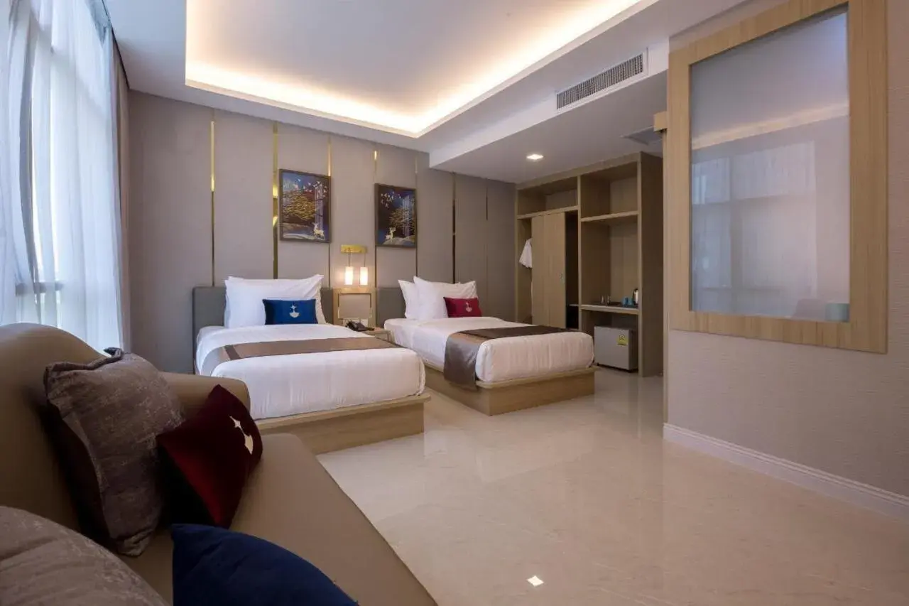 Bed in Elegant Airport Hotel Bed in Elegant Airport Hotel