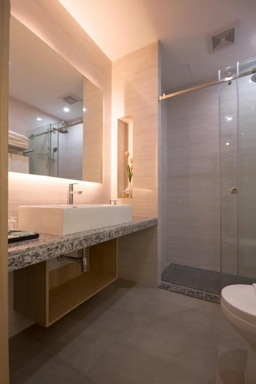 Elegant Airport Hotel