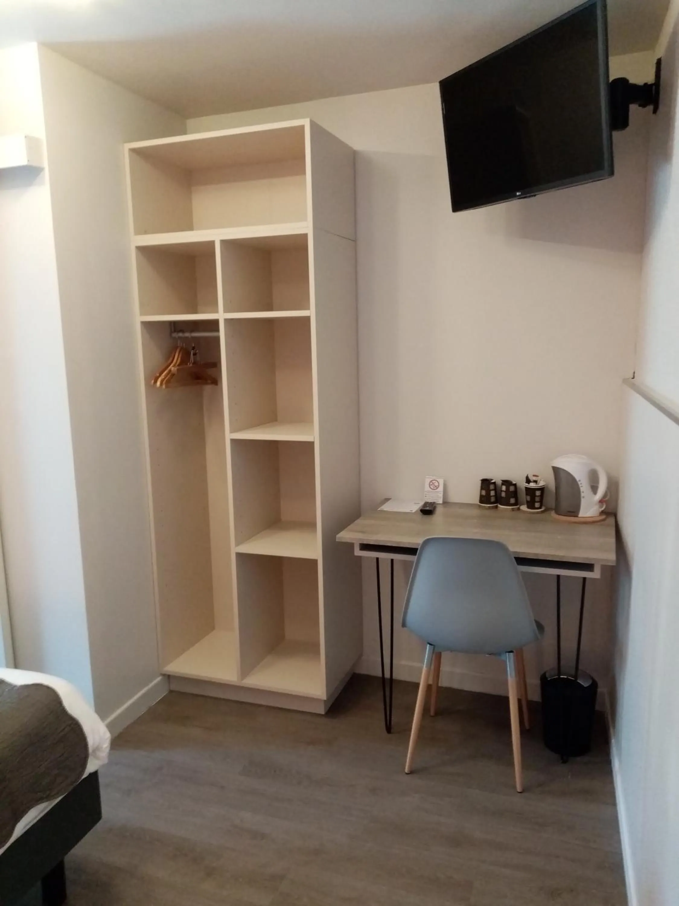 Bedroom in Hôtel Du Viaduc