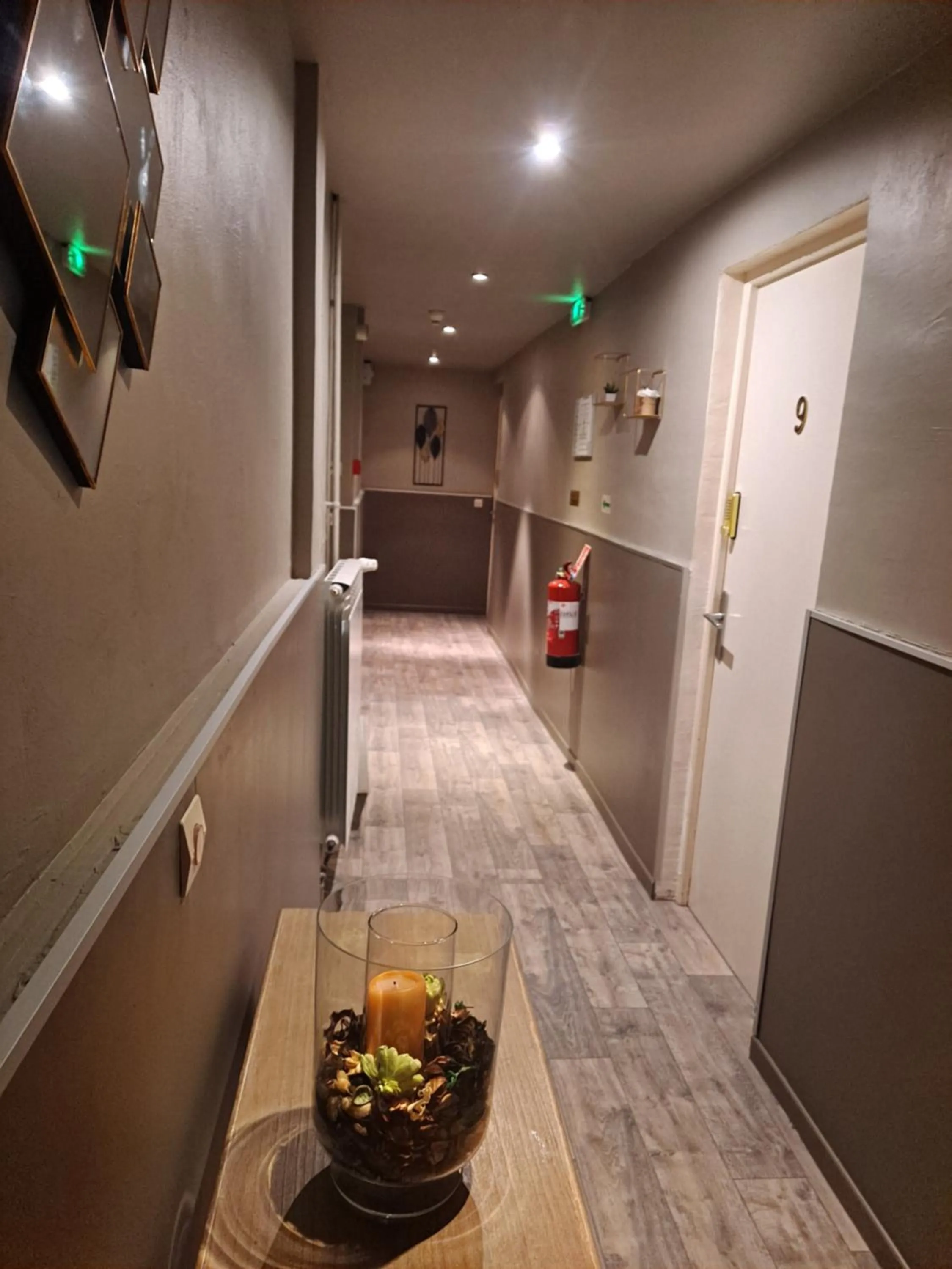 Property building in Hôtel Du Viaduc