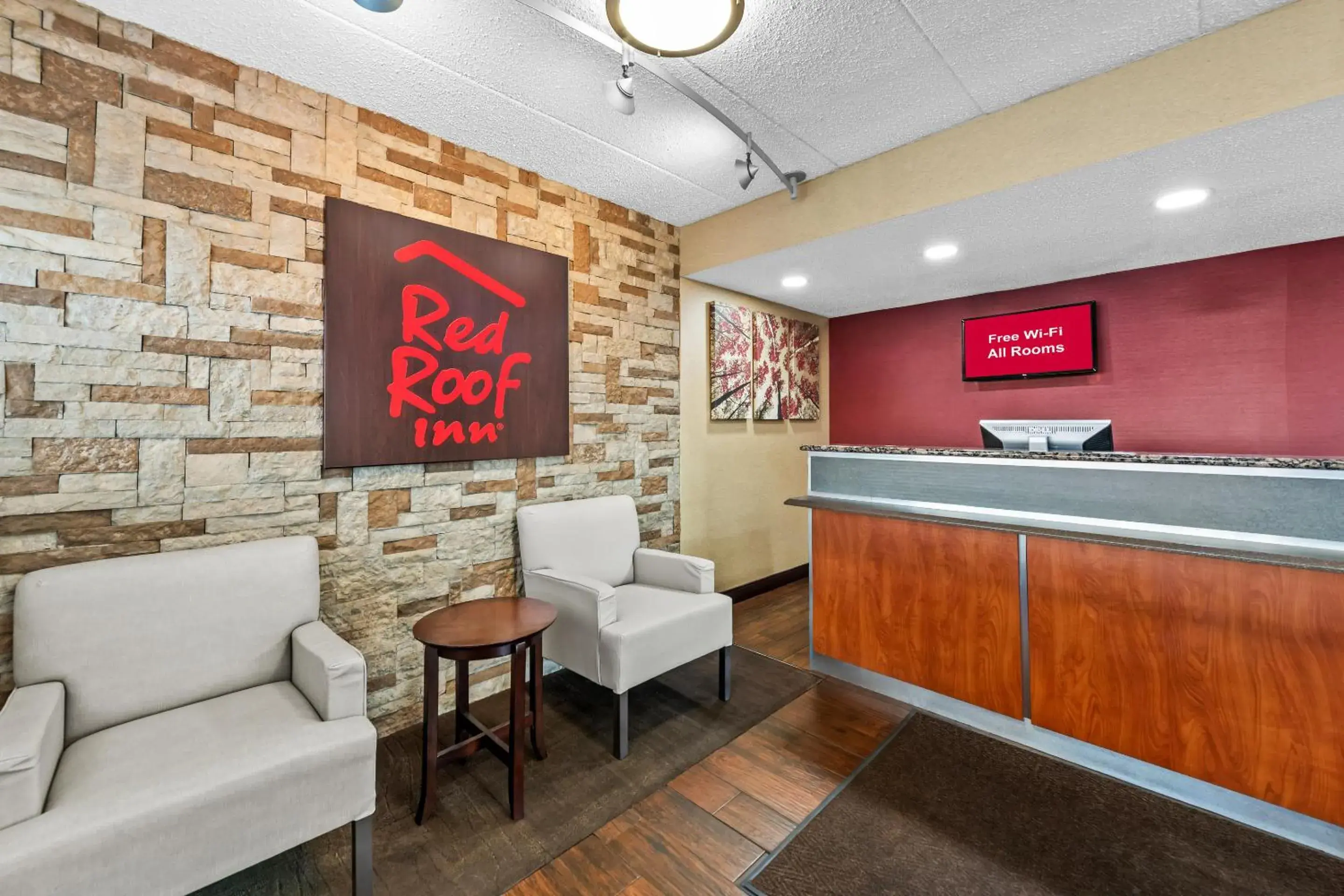 Lobby or reception in Red Roof Inn Columbus West - Hilliard Lobby or reception in Red Roof Inn Columbus West - Hilliard