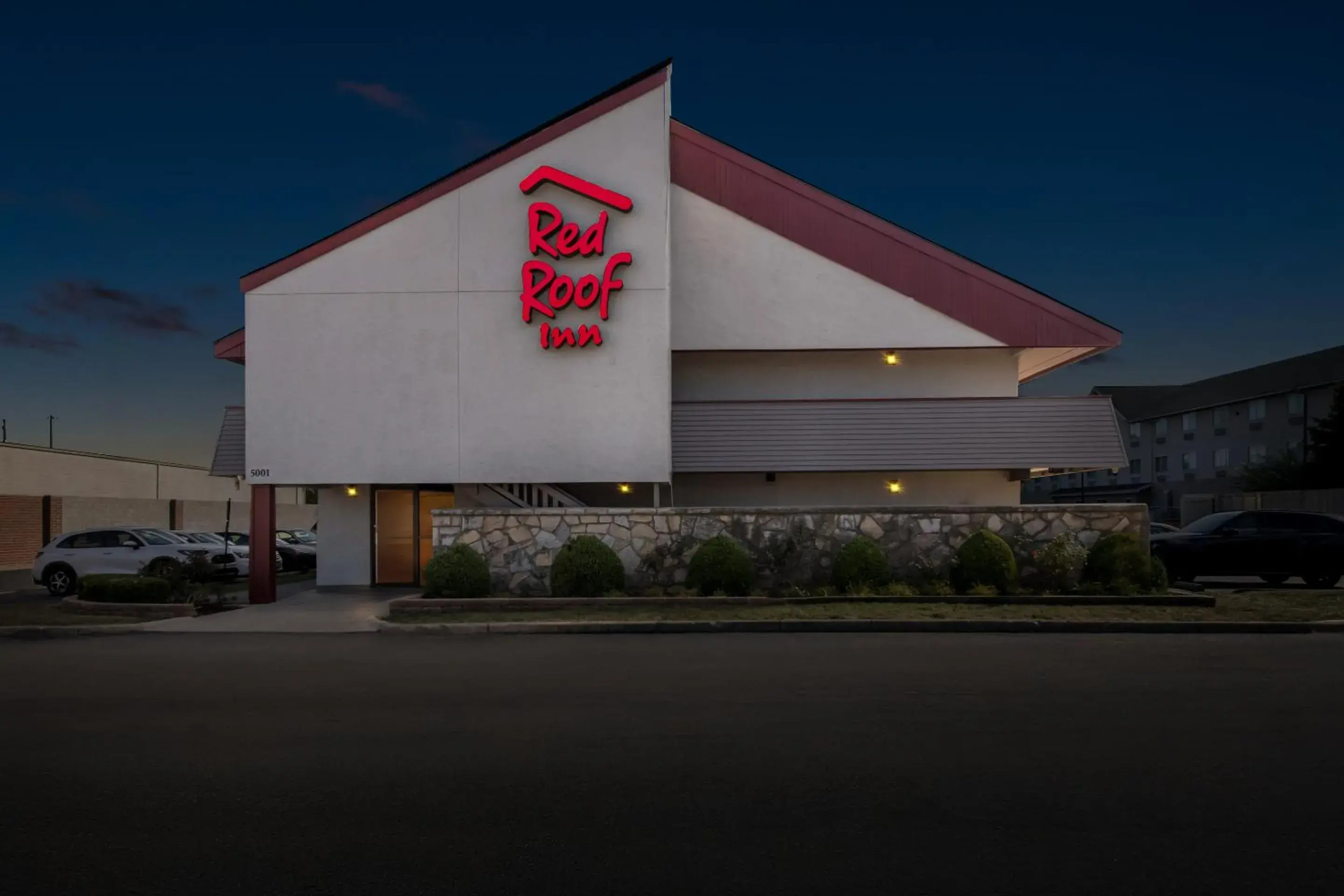 Facade/entrance in Red Roof Inn Columbus West - Hilliard Facade/entrance in Red Roof Inn Columbus West - Hilliard