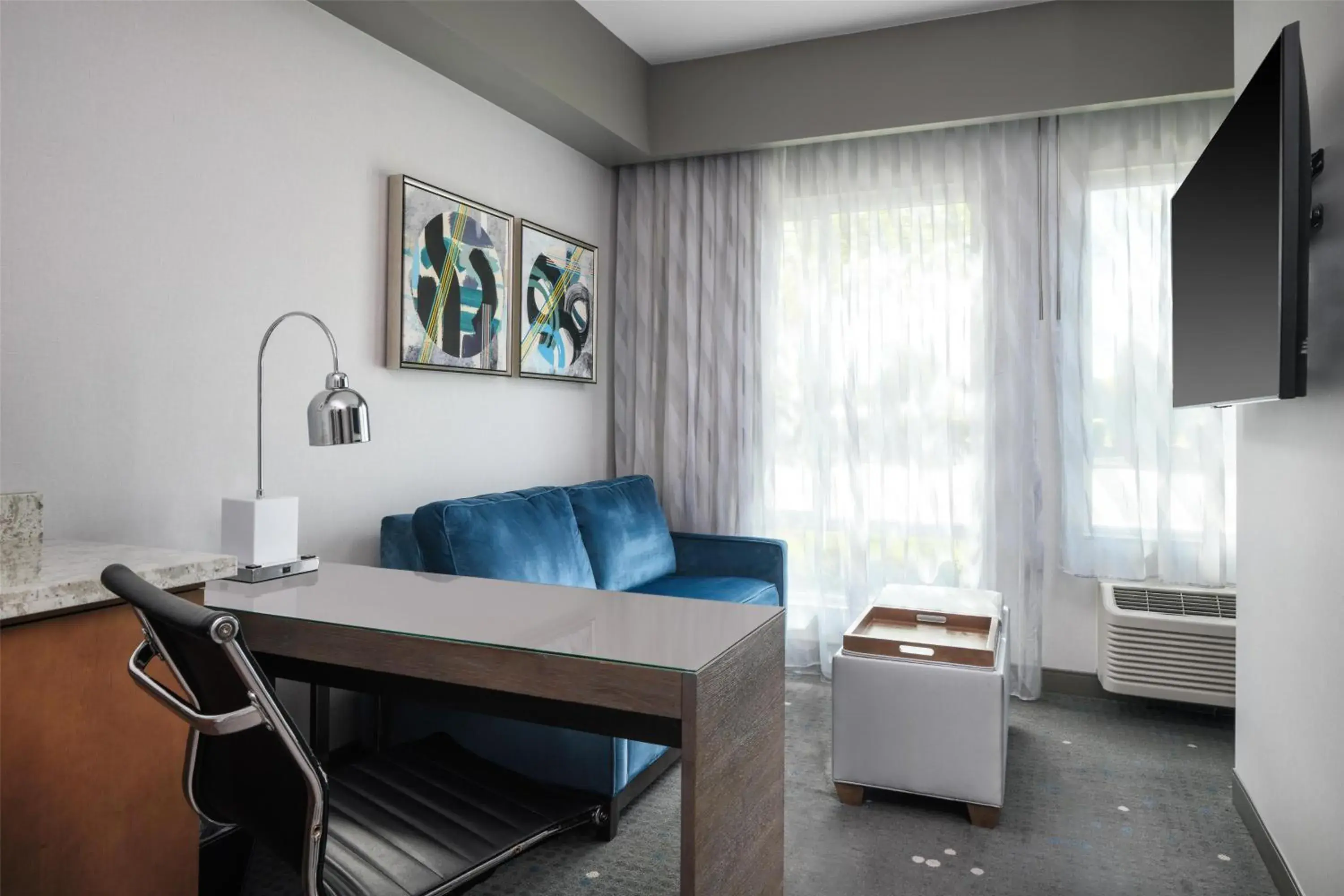 Bedroom in Best Western Premier Hotel at Fisher's Landing Bedroom in Best Western Premier Hotel at Fisher's Landing