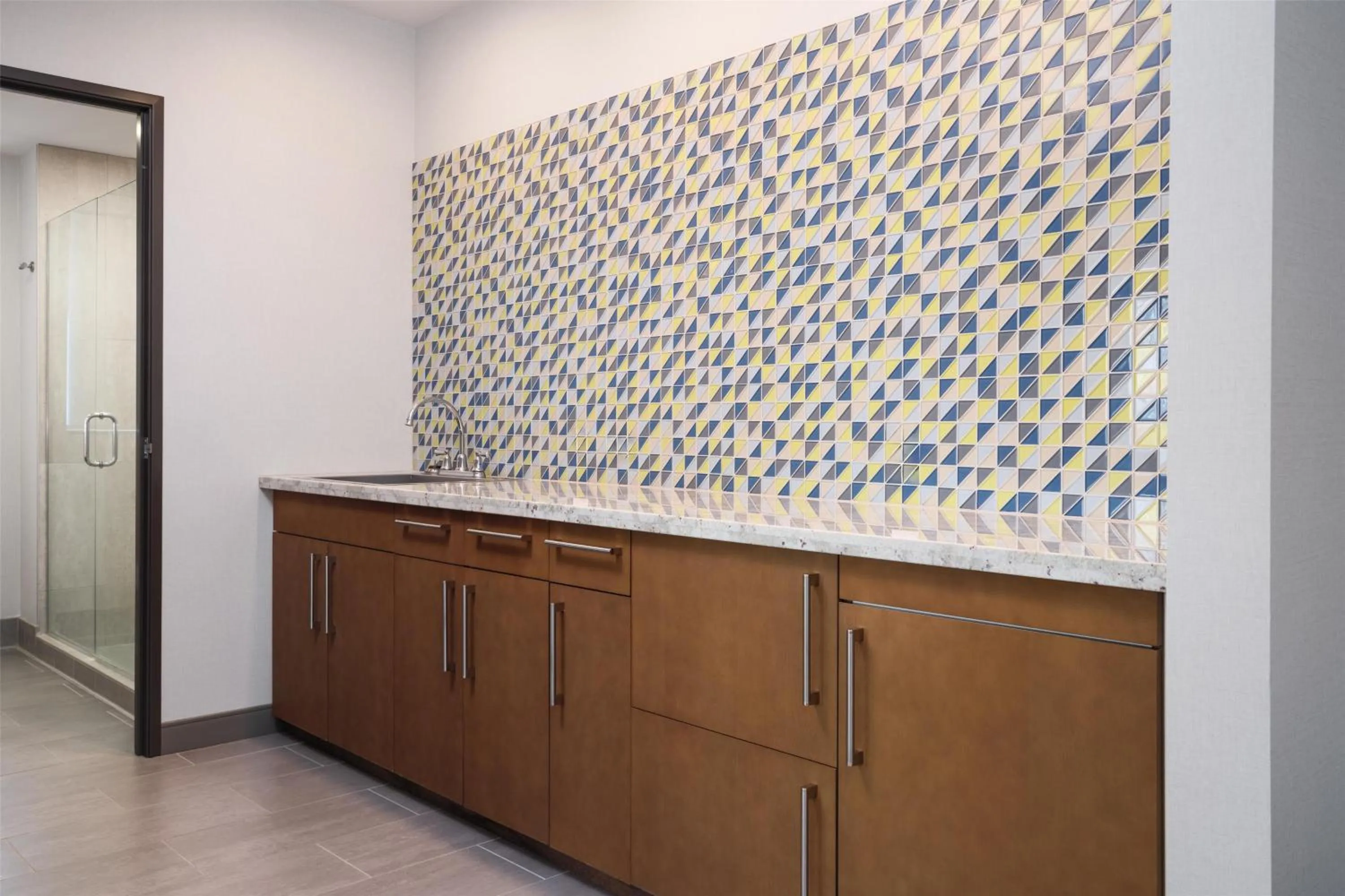 Bedroom in Best Western Premier Hotel at Fisher's Landing