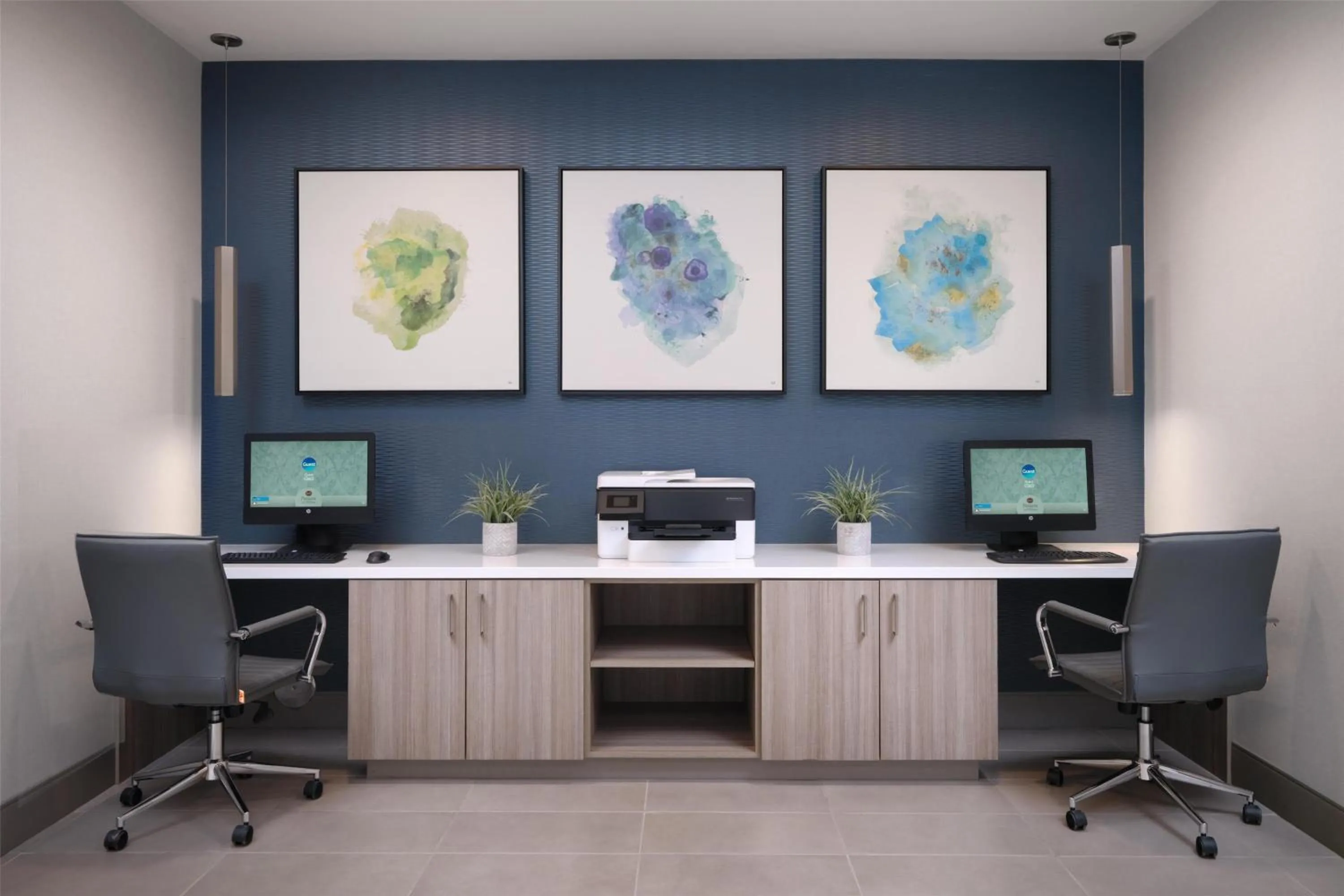 Business facilities in Best Western Premier Hotel at Fisher's Landing