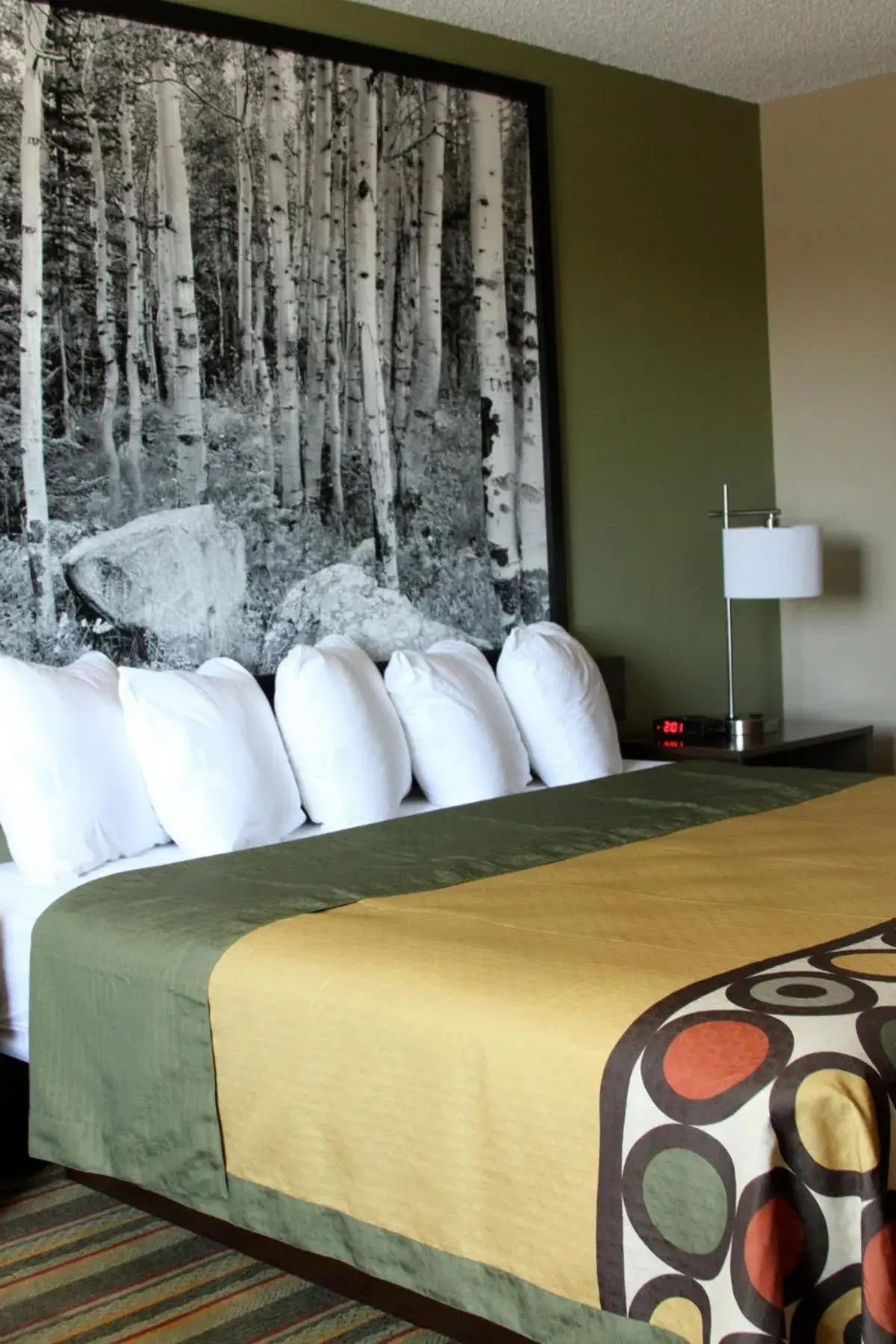 Bedroom, Bed in Super 8 by Wyndham Montrose Bedroom, Bed in Super 8 by Wyndham Montrose