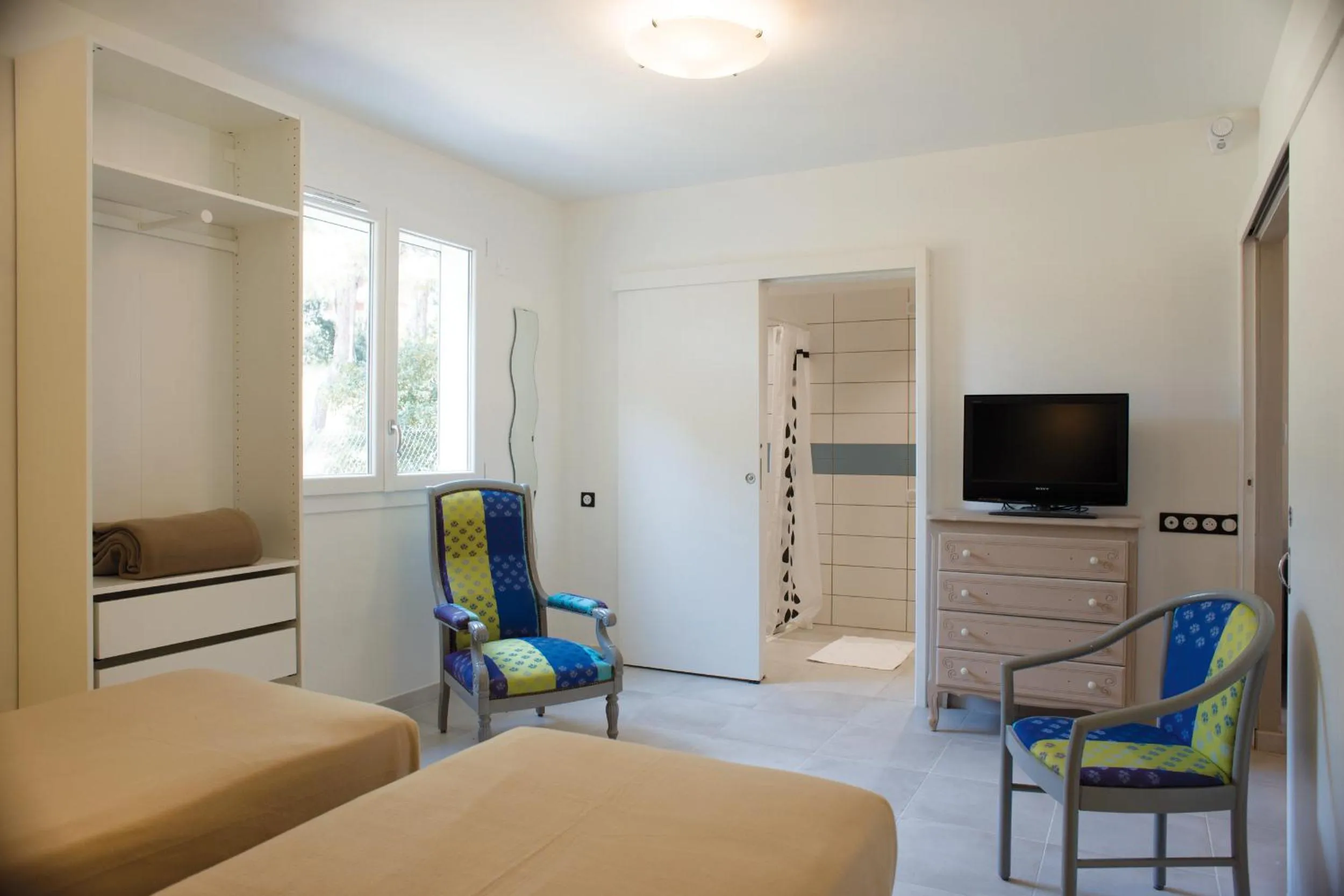 Bedroom, Bed in Appartements des Joncas