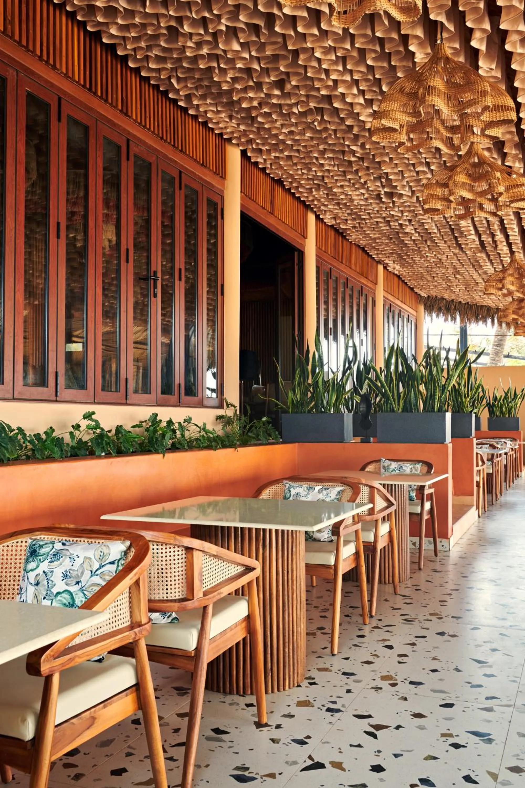 Restaurant/places to eat in Larios Beach Holidays