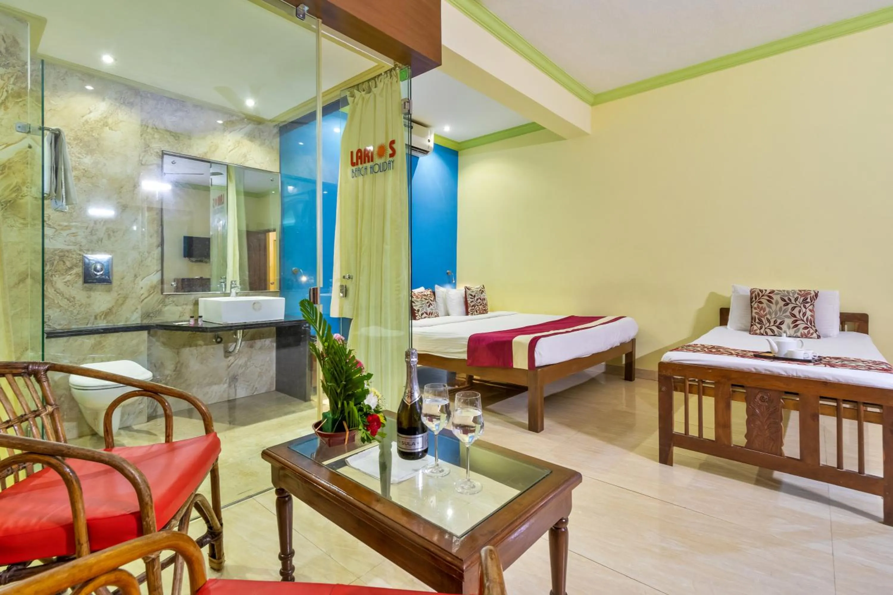 Bathroom in Larios Beach Holidays