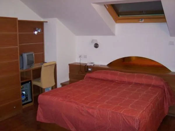 Bed in Hotel Ristorante La Casona