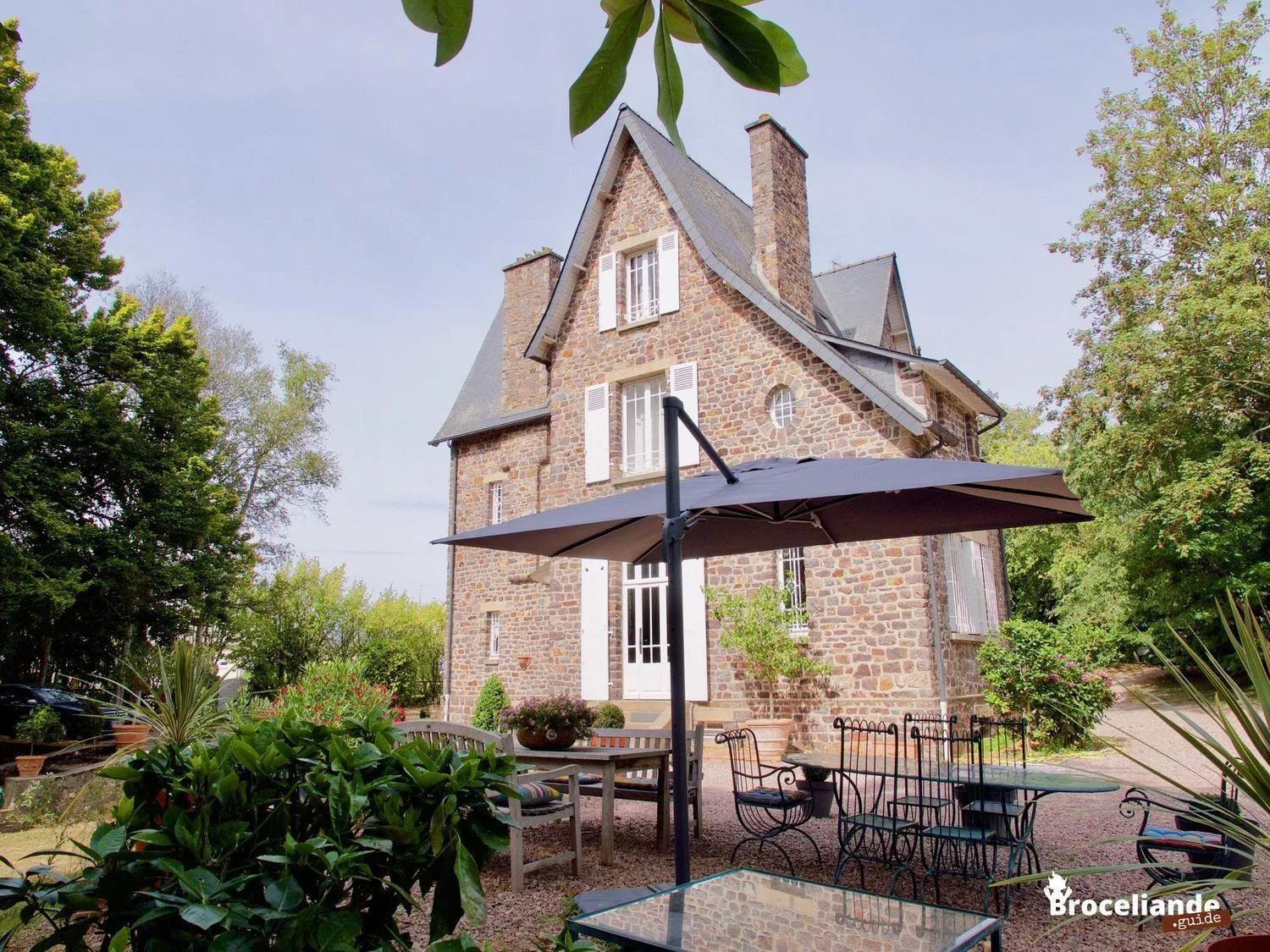 Property building in La Maison Rouge Brocéliande