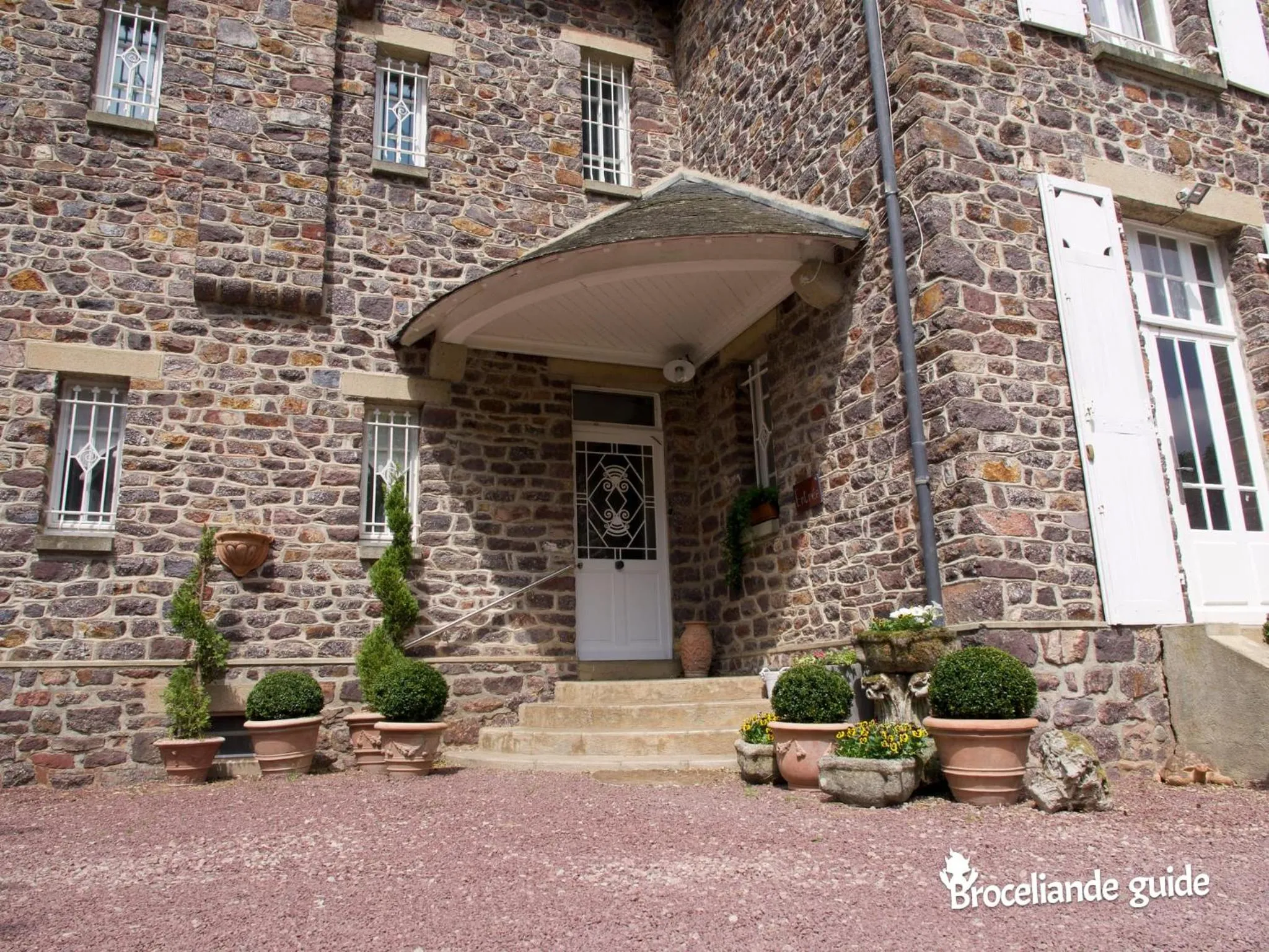 Facade/entrance in La Maison Rouge Brocéliande
