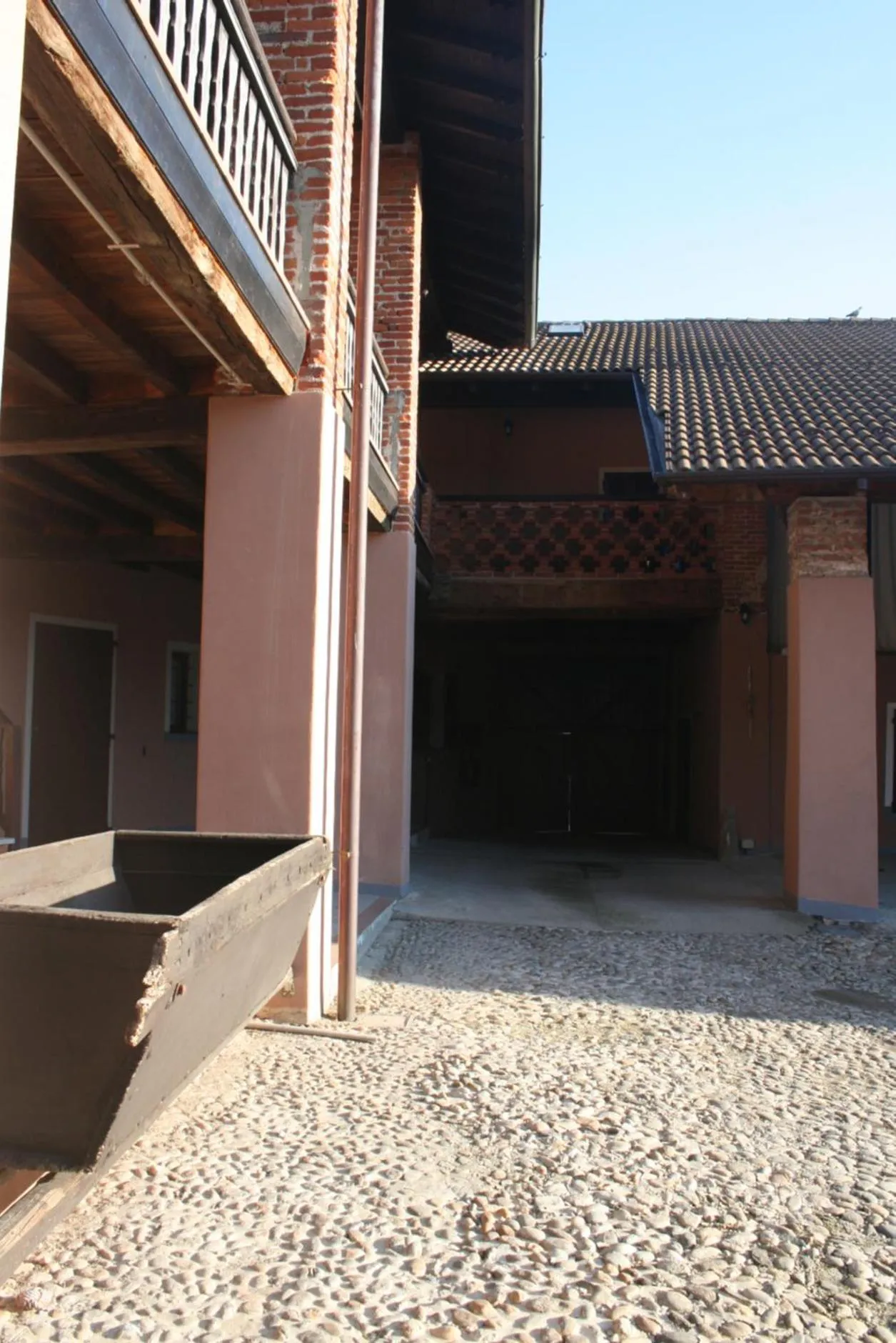 Inner courtyard view in Appartamenti Old Farm
