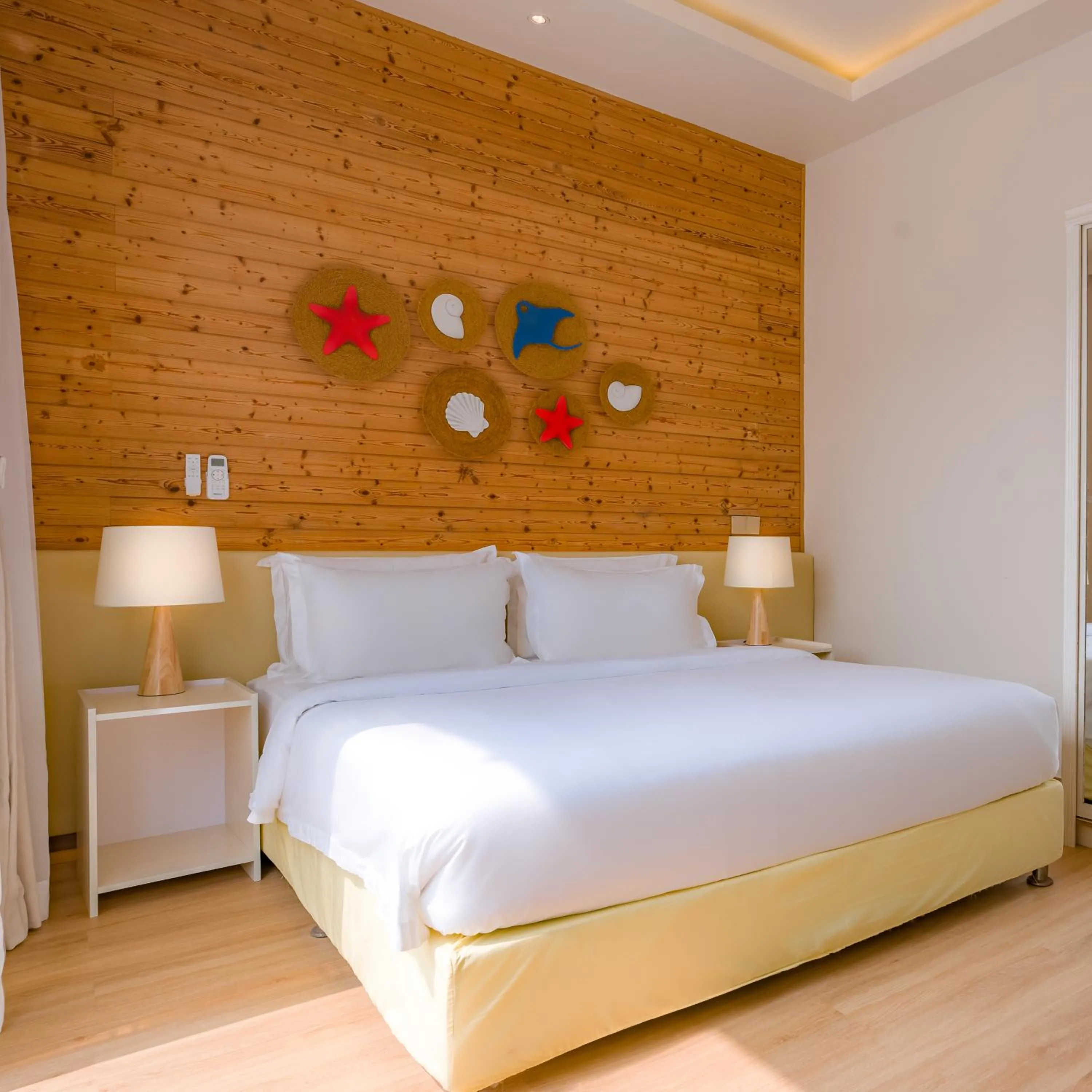 Bed in Thundi by Biosphere