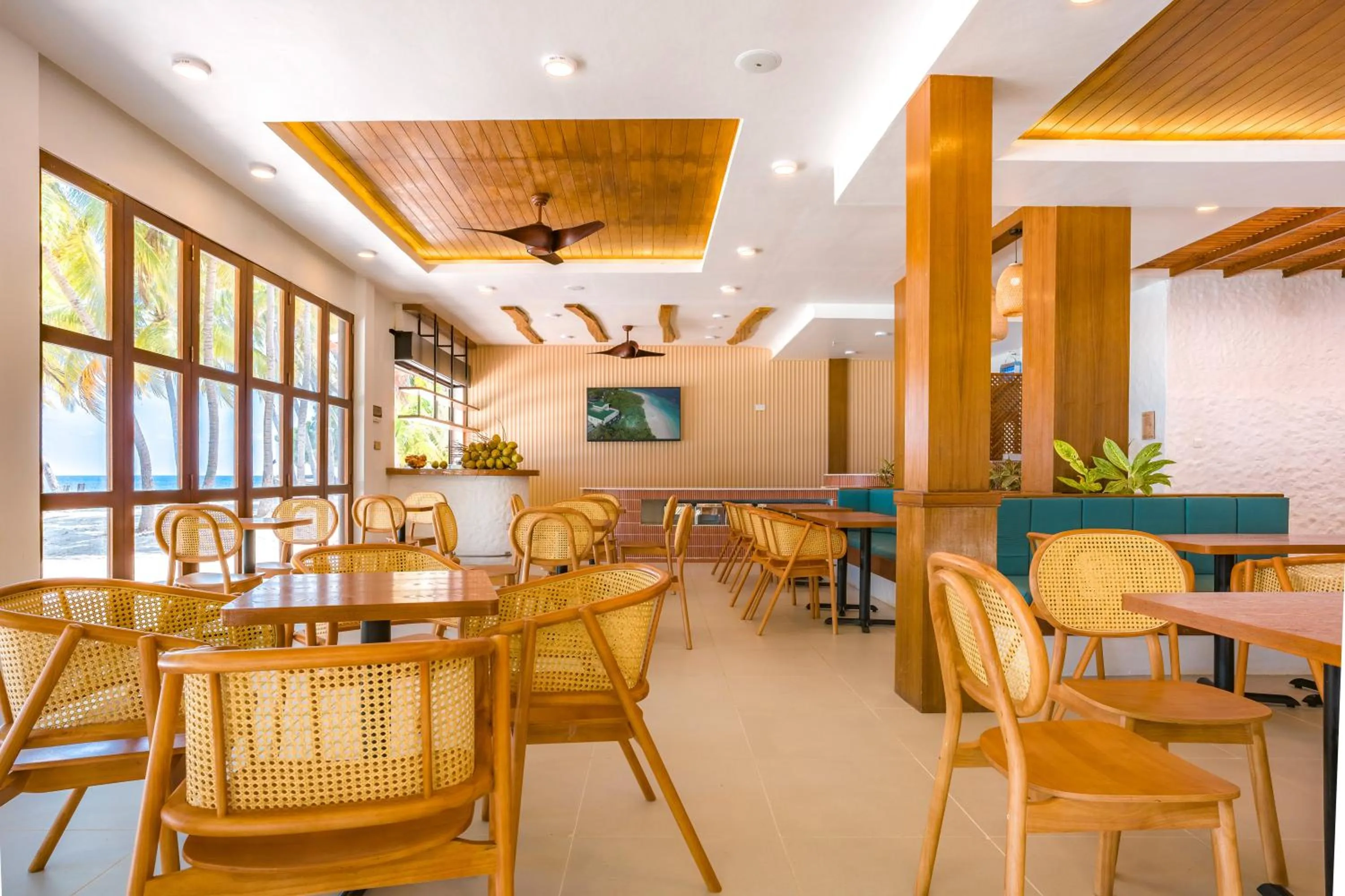 Restaurant/places to eat in Thundi by Biosphere