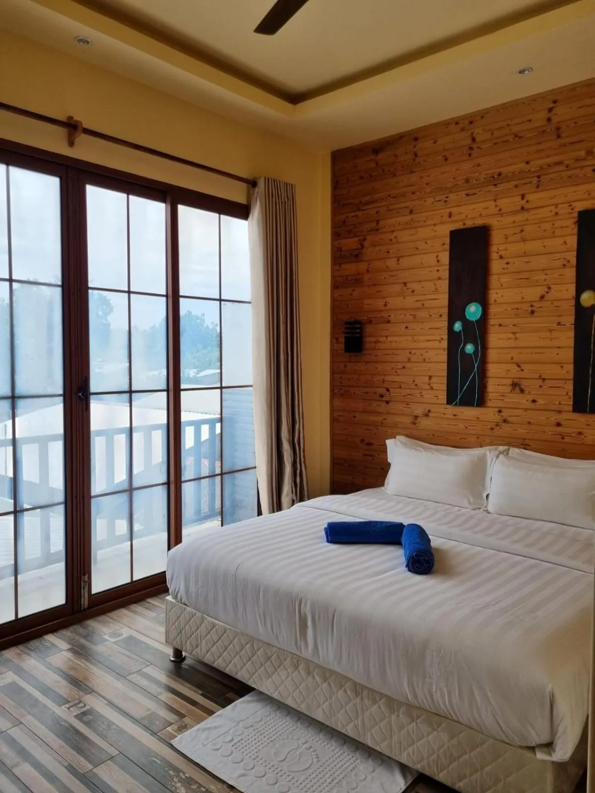 Bed in Thundi Village & Spa