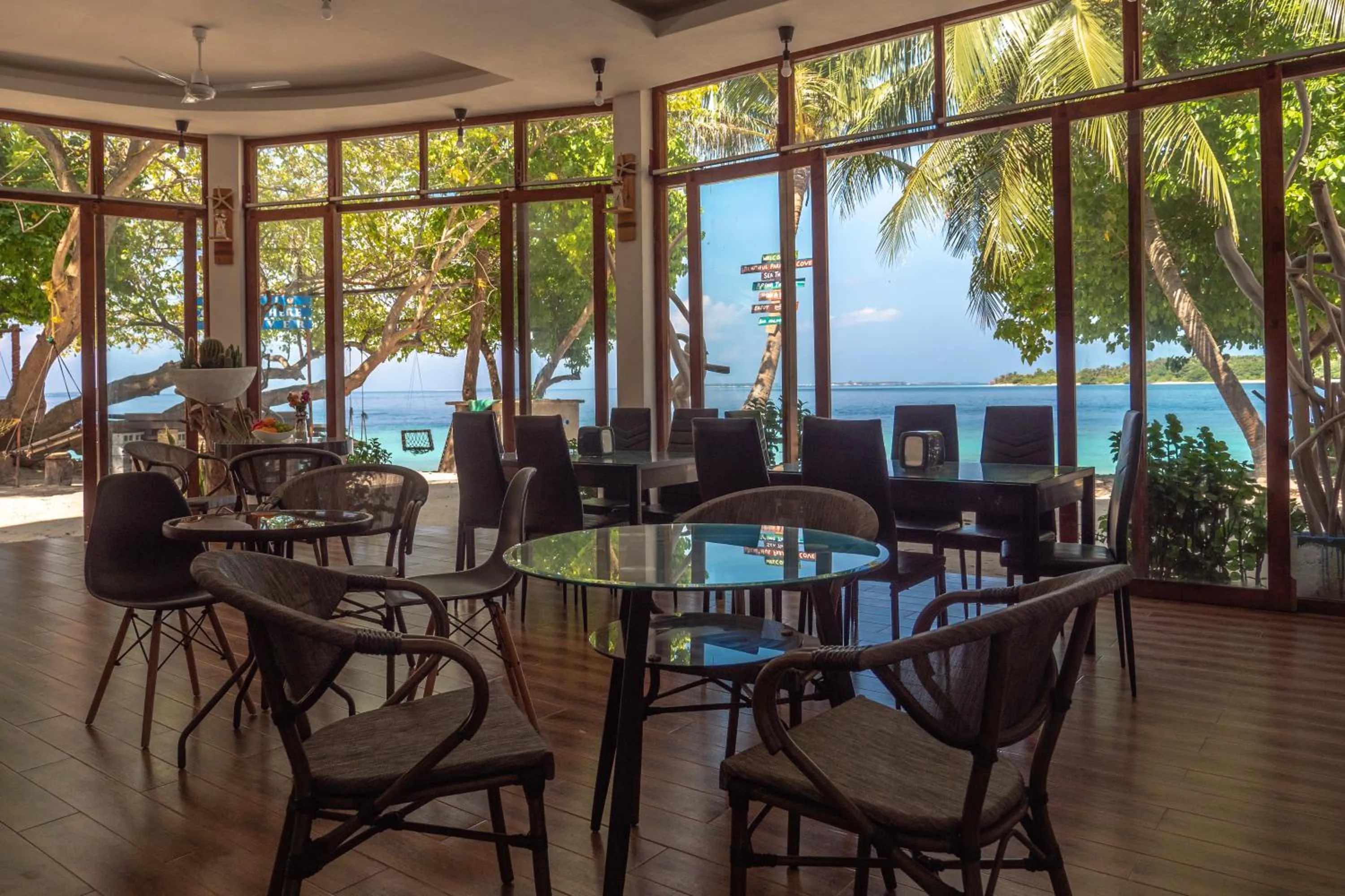 Restaurant/places to eat in Thundi Village & Spa