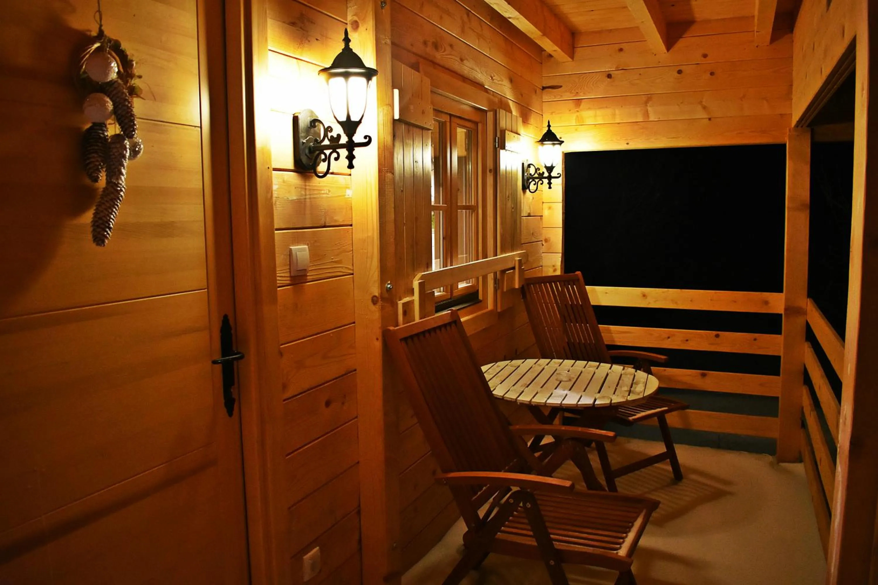 Facade/entrance in Mountain Lodge Mont Peace
