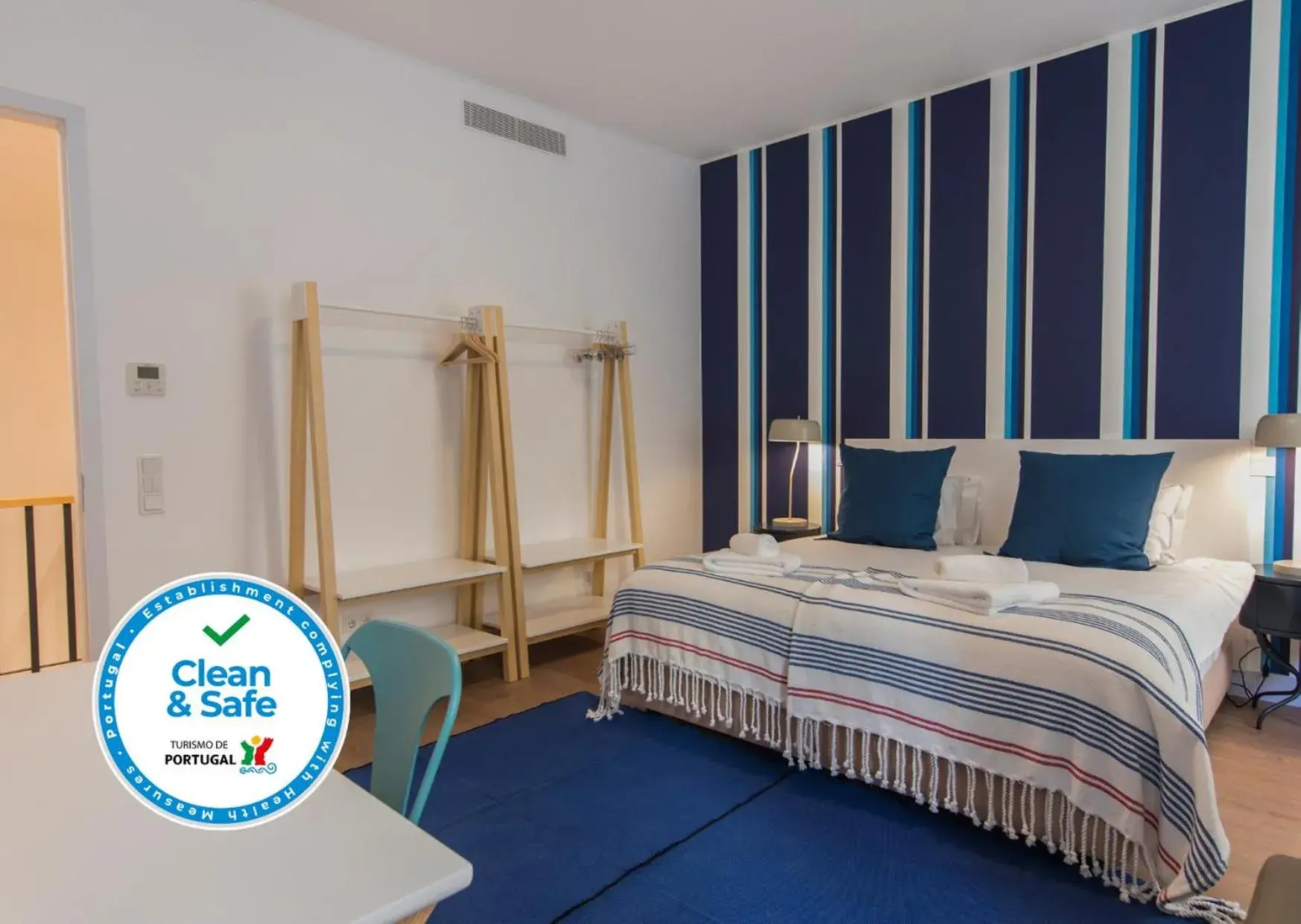 High Ceiling Duplex Apartment at Cais do Sodre High Ceiling Duplex Apartment at Cais do Sodre