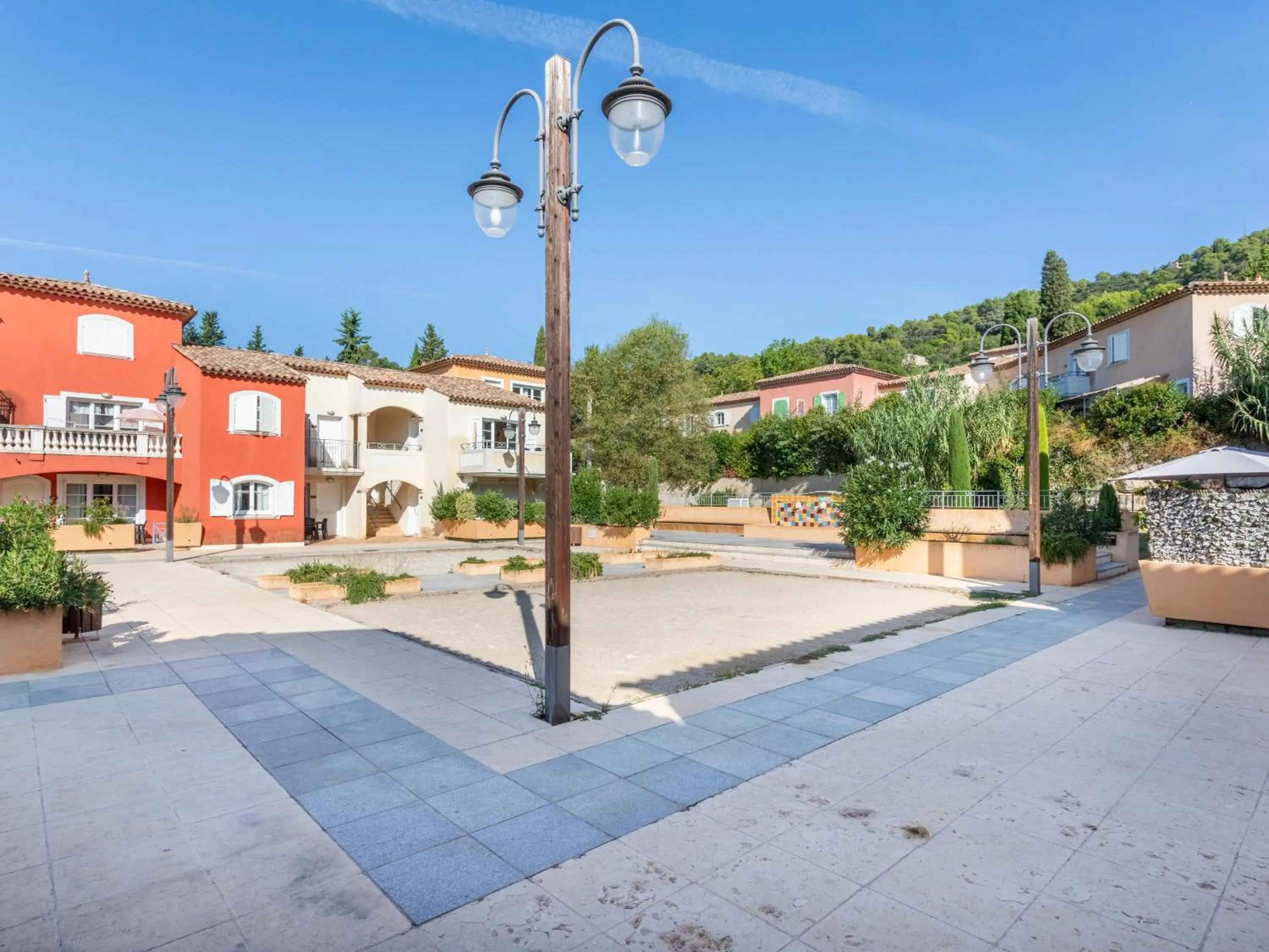 Property building in Vacancéole – Le Domaine de Camiole