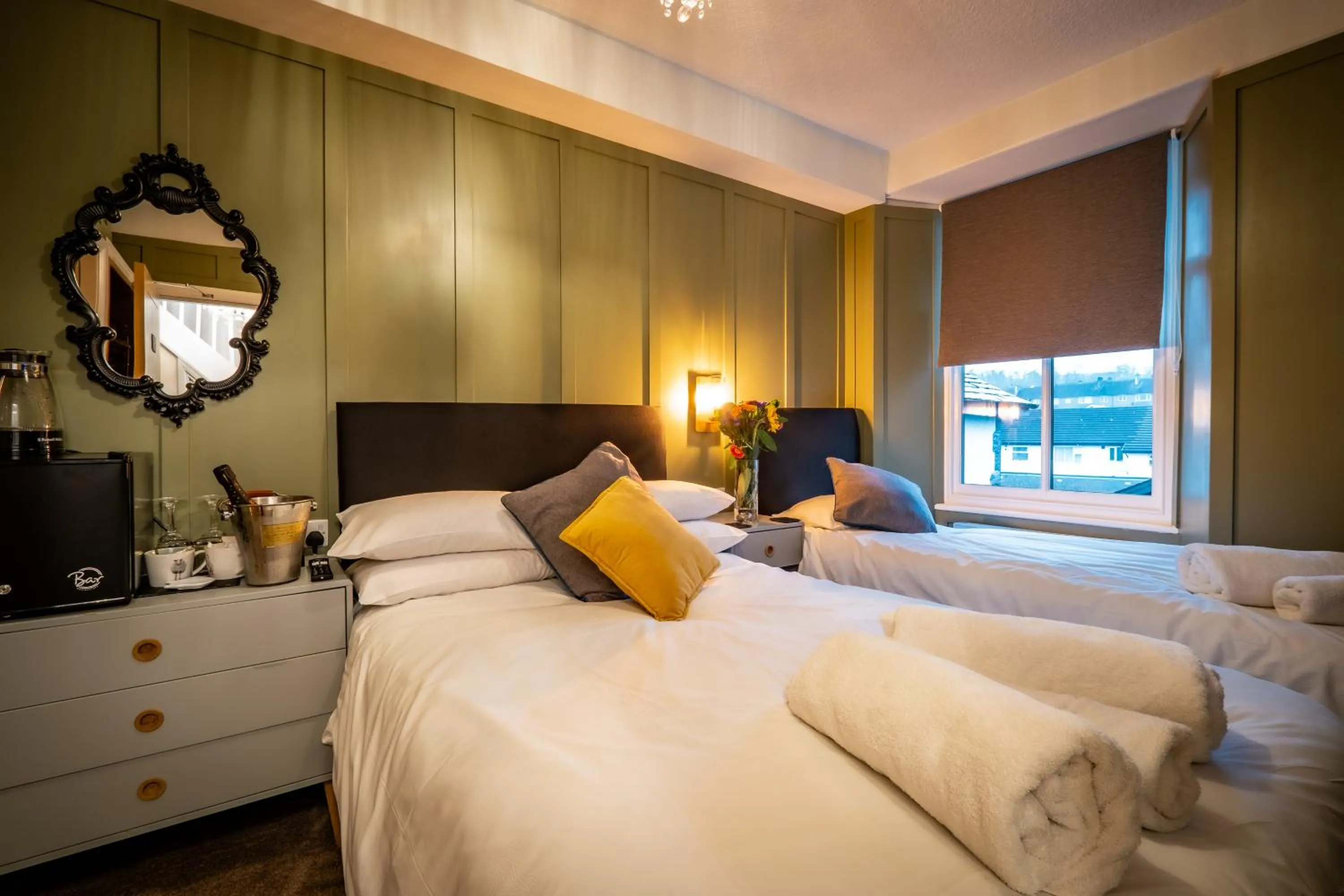 Bed in Glen Wynne Windermere - FREE off-site Health Club access with Pool, Sauna, Steam Room & Gym Short 5 Minute Drive Away