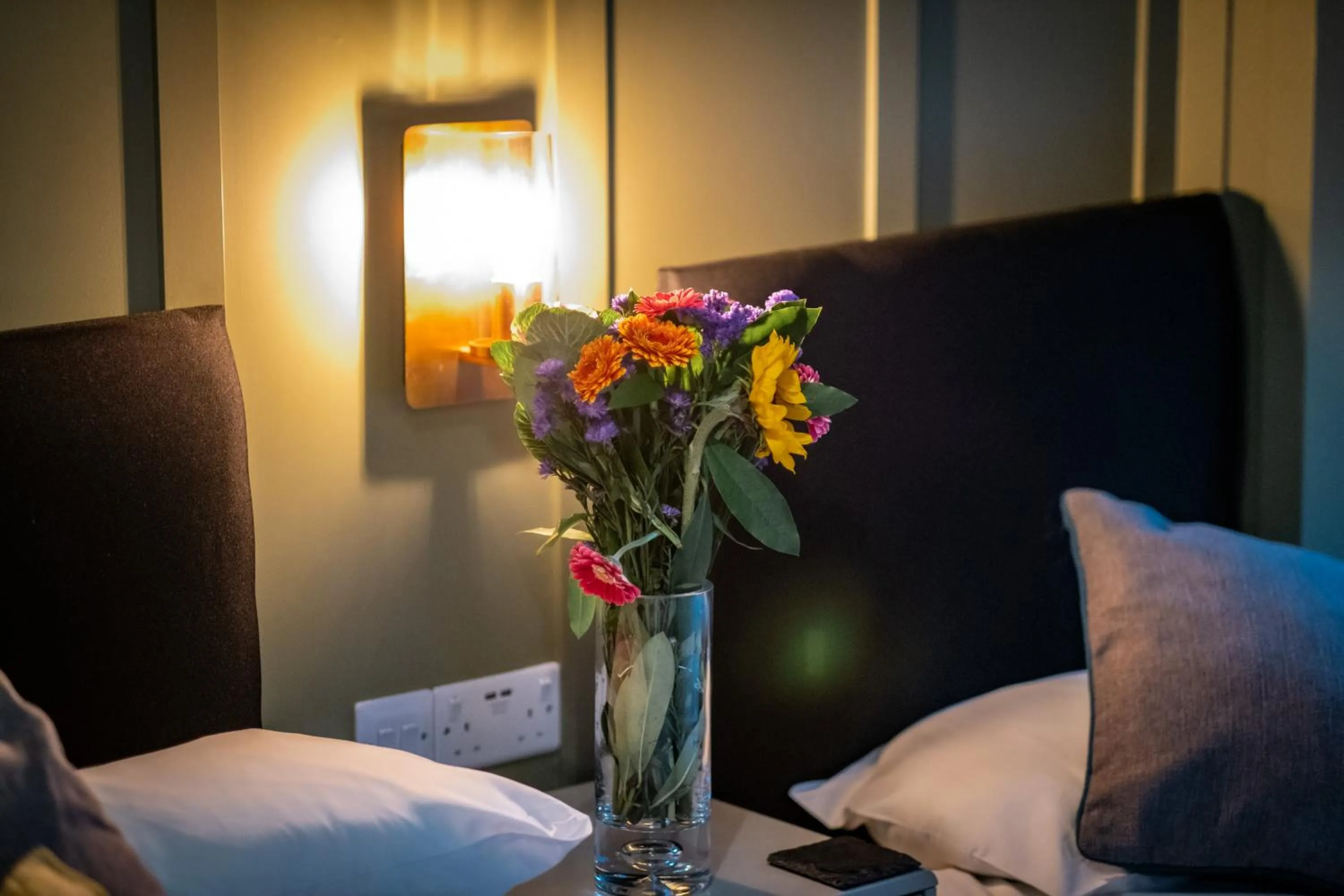 Bed in Glen Wynne Windermere - FREE off-site Health Club access with Pool, Sauna, Steam Room & Gym Short 5 Minute Drive Away