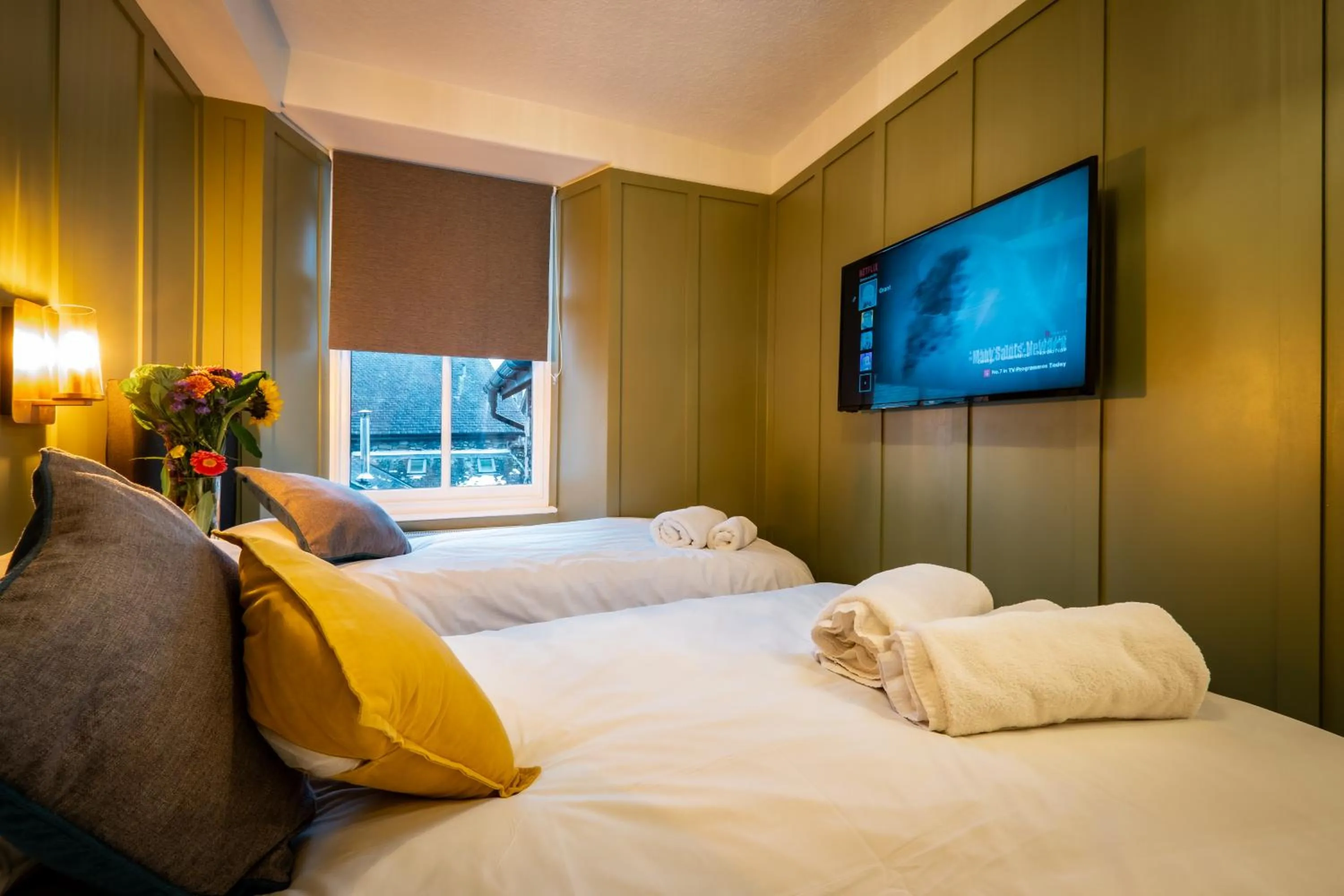 Bed in Glen Wynne Windermere - FREE off-site Health Club access with Pool, Sauna, Steam Room & Gym Short 5 Minute Drive Away