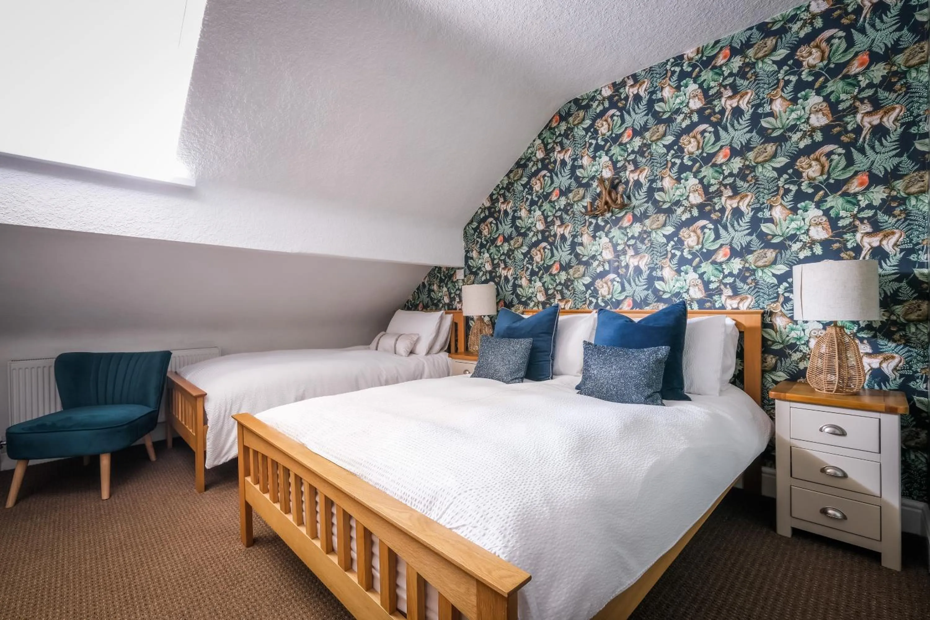 Bed in Glen Wynne Windermere - FREE off-site Health Club access with Pool, Sauna, Steam Room & Gym Short 5 Minute Drive Away