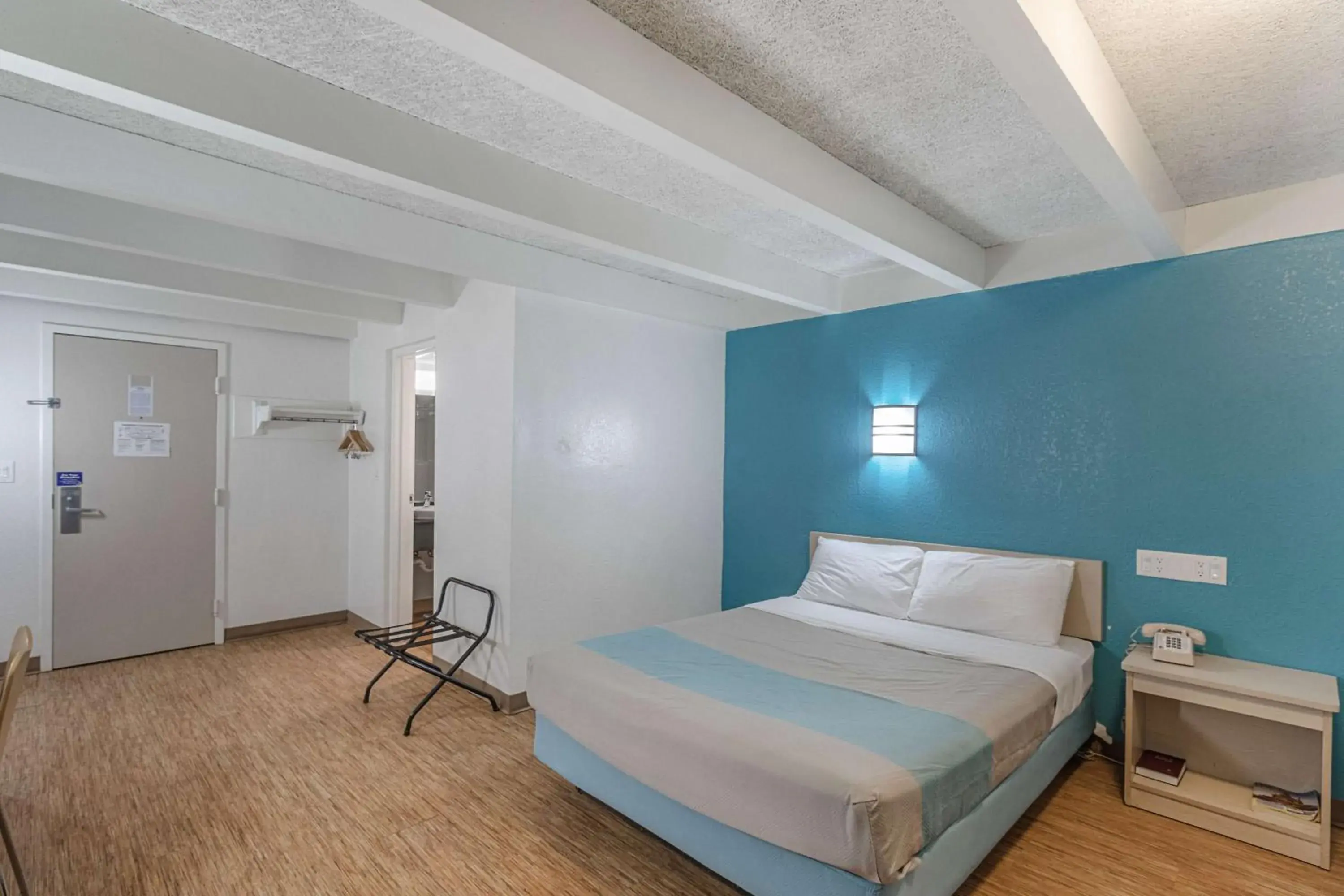 Bedroom, Bed in Motel 6-Kokomo, IN Bedroom, Bed in Motel 6-Kokomo, IN