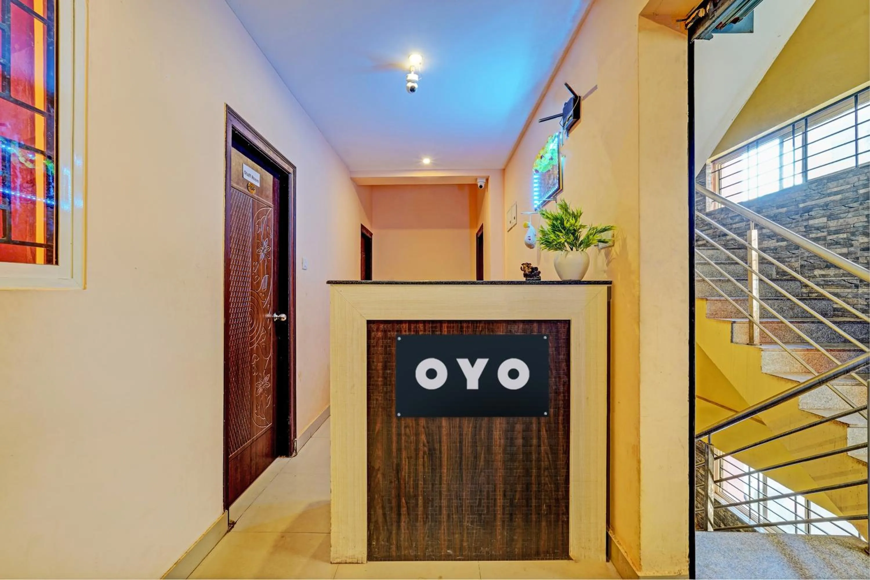 Lobby or reception in Hotel O Paradise Inn