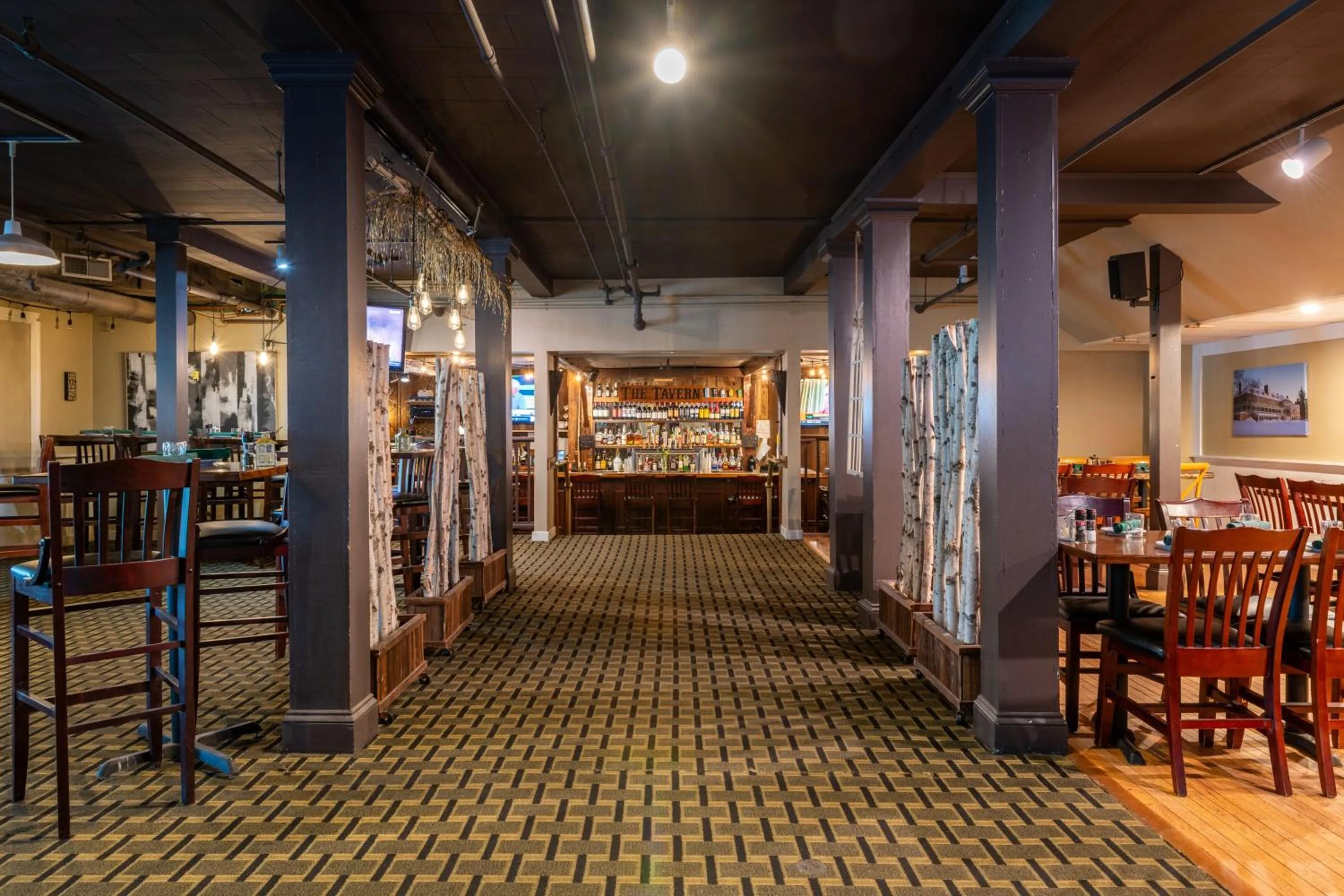 Restaurant/places to eat in The Bethel Resort & Suites