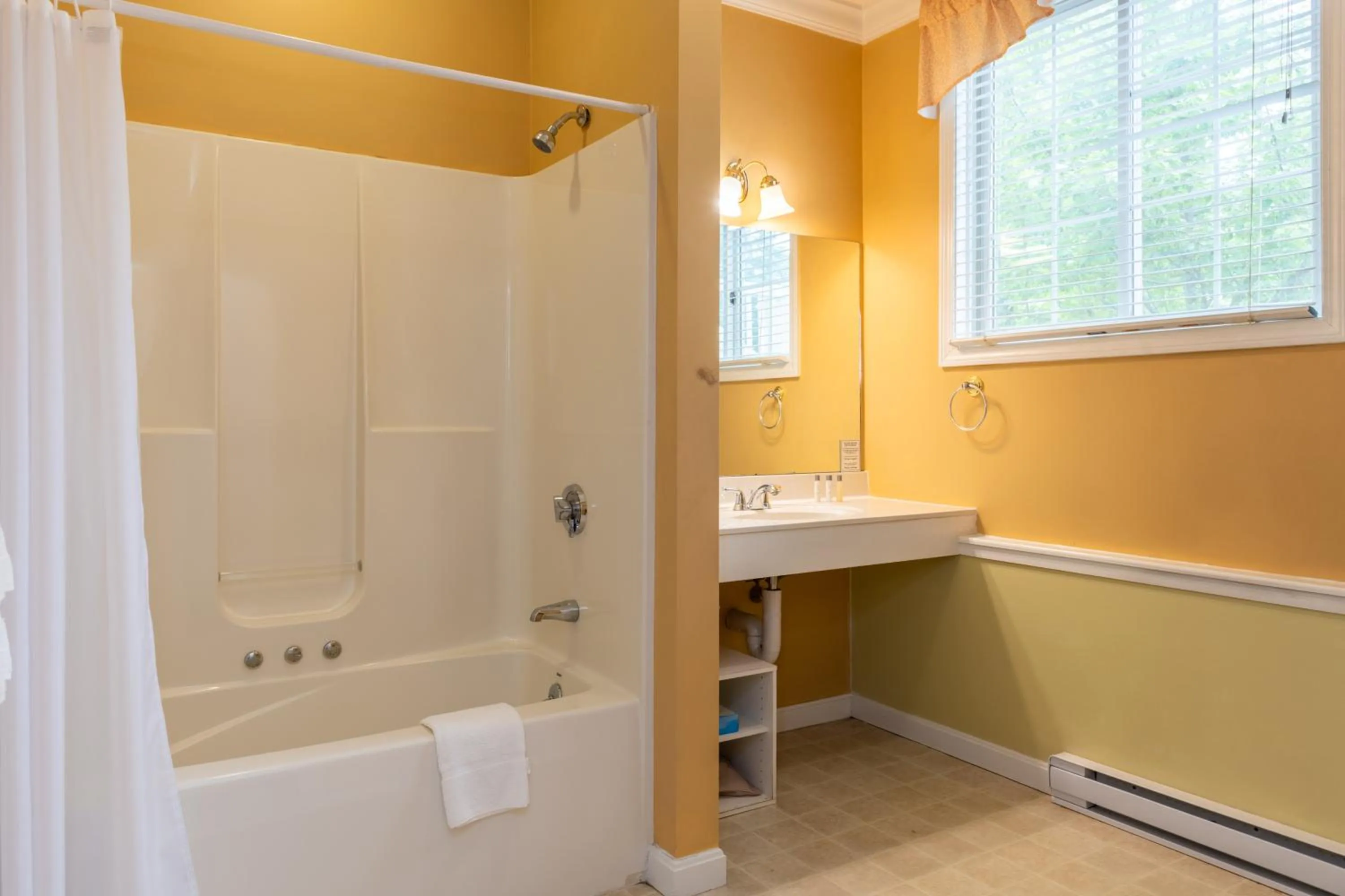 Shower in The Bethel Resort & Suites