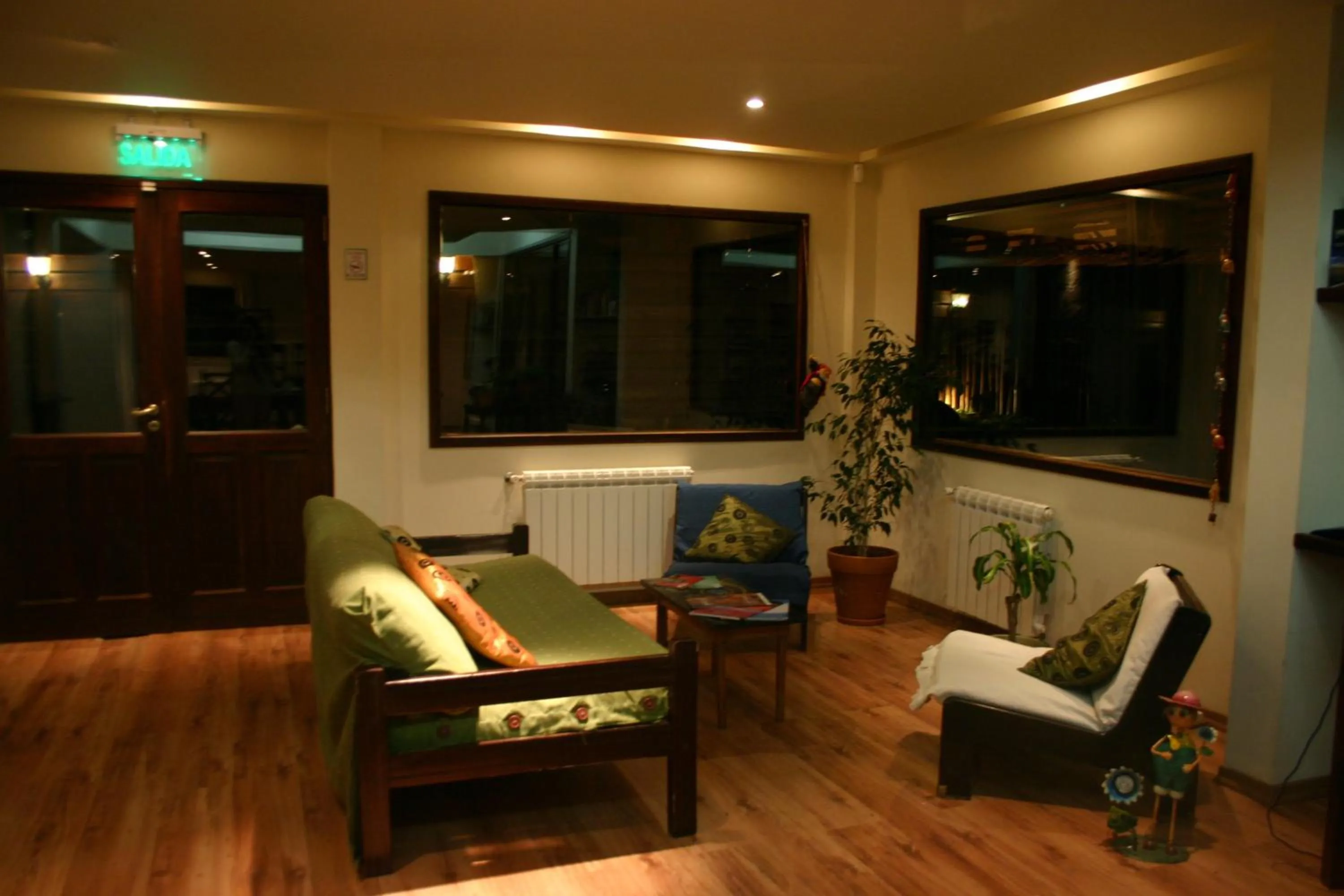 Communal lounge/ TV room in Hostería Los Gnomos