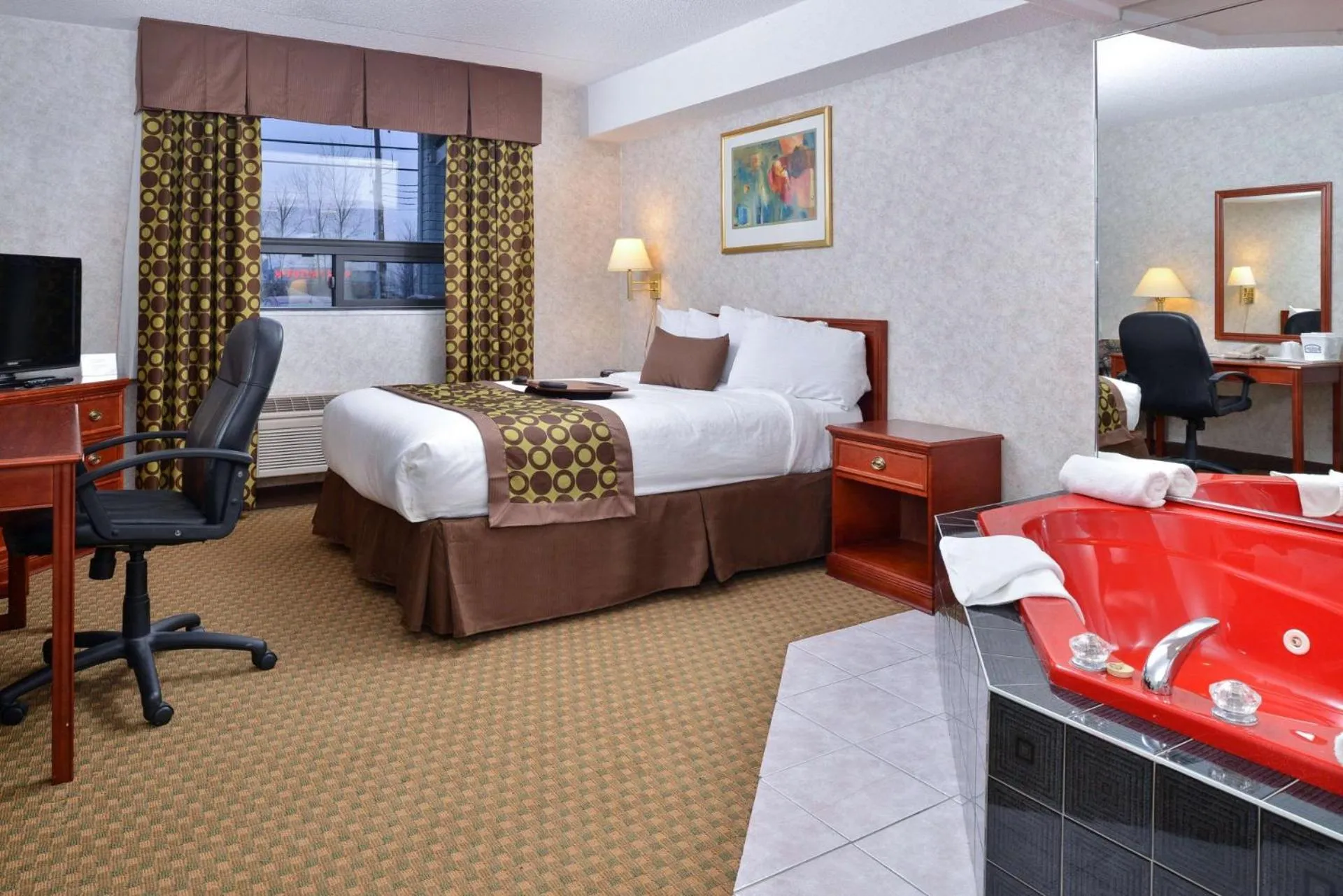 TV and multimedia, Bed in Lexington Inn & Suites-Windsor