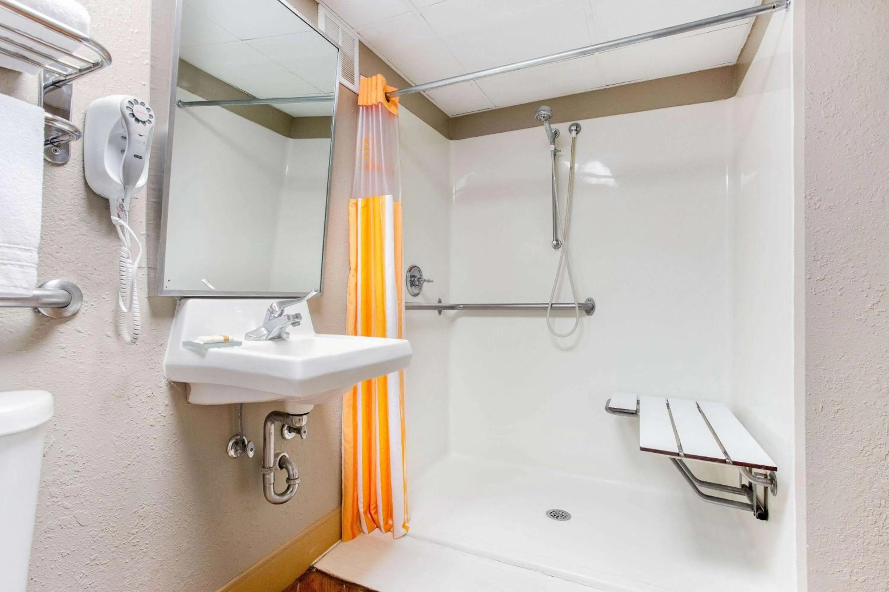 Shower in La Quinta by Wyndham Indianapolis South