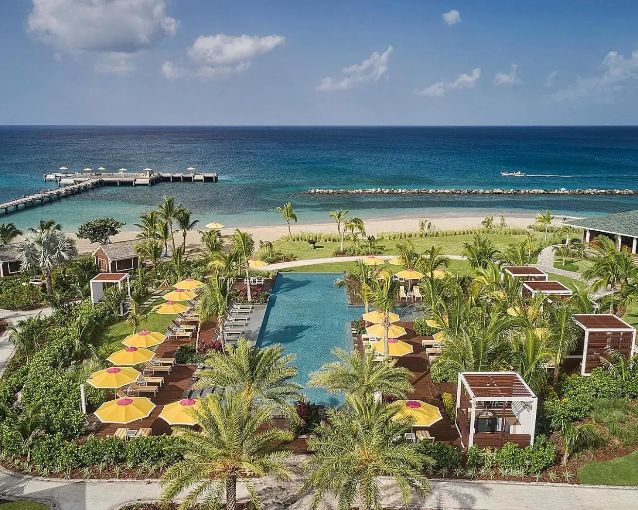 Swimming pool in Four Seasons Resort Nevis Swimming pool in Four Seasons Resort Nevis
