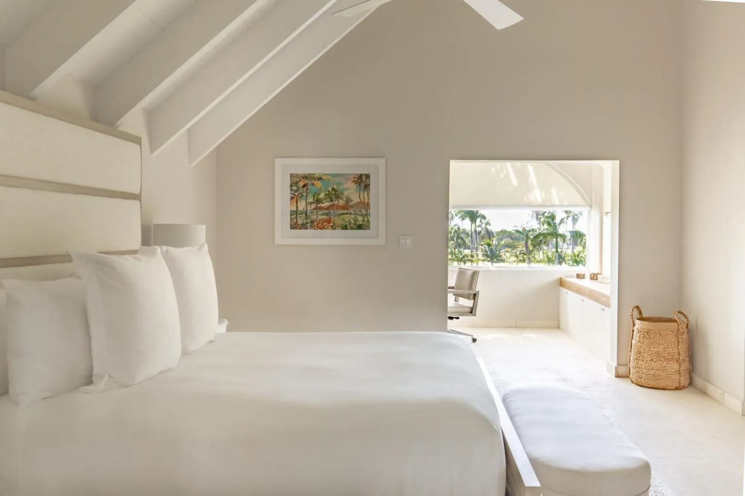 Bed in Four Seasons Resort Nevis