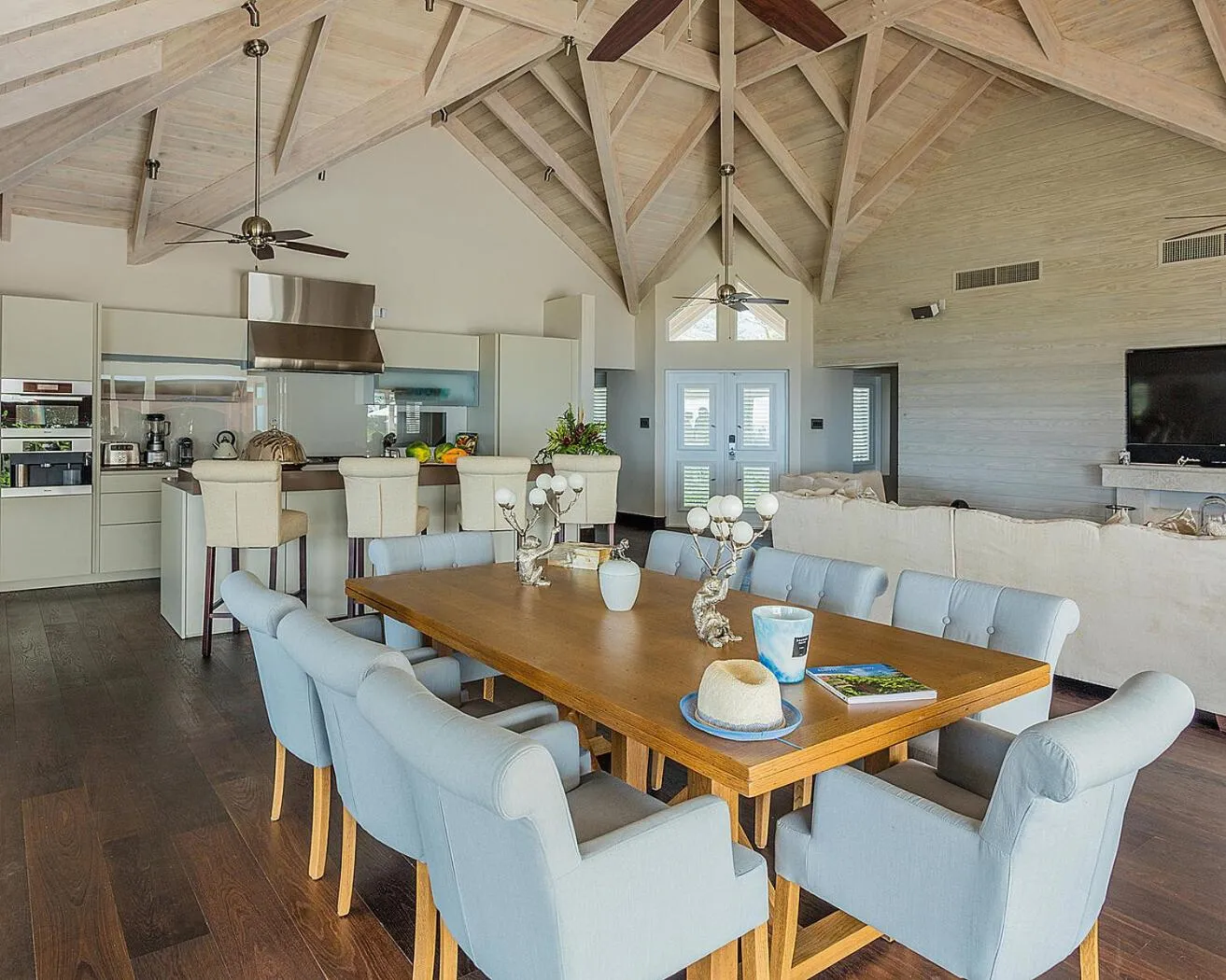 Four-Bedroom Mahogany Hill Estate in Four Seasons Resort Nevis