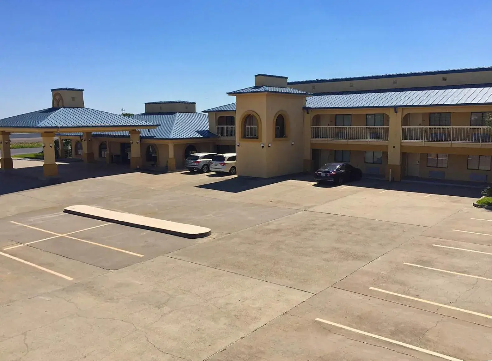 Facade/entrance in Americas Best Value Inn Bishop/Kingsville Facade/entrance in Americas Best Value Inn Bishop/Kingsville