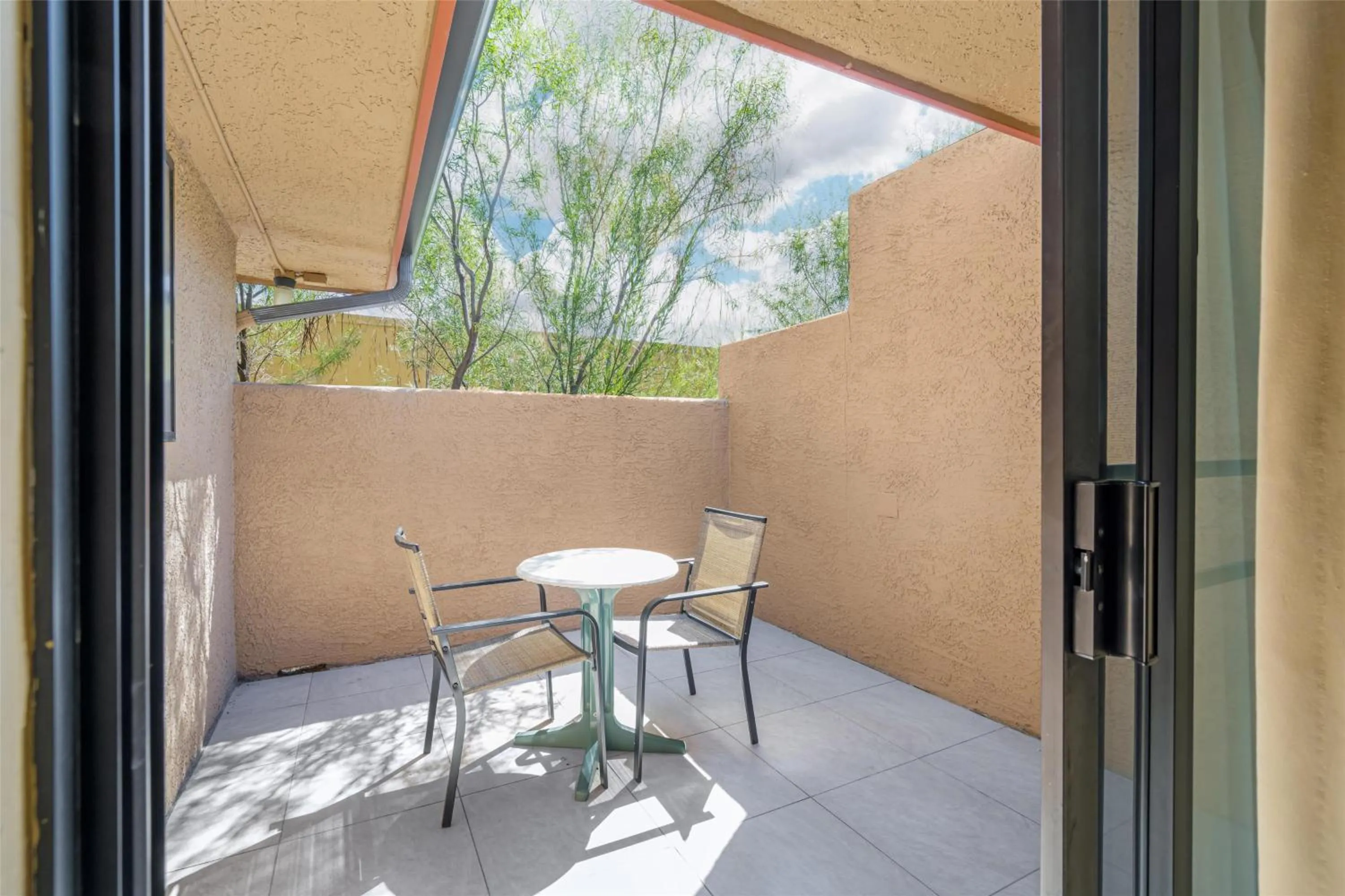 Photo of the whole room in Best Western Cottonwood Inn