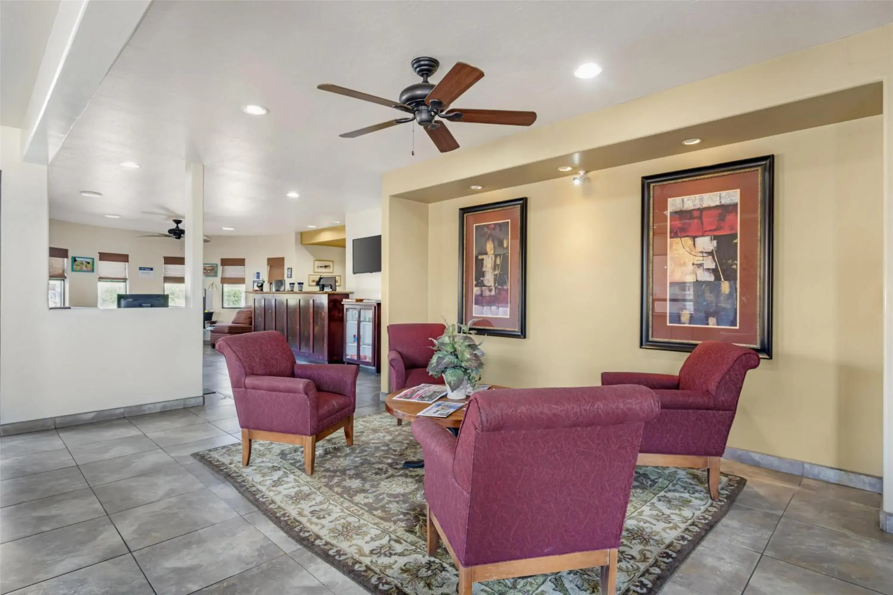 Lobby or reception in Best Western Cottonwood Inn Lobby or reception in Best Western Cottonwood Inn