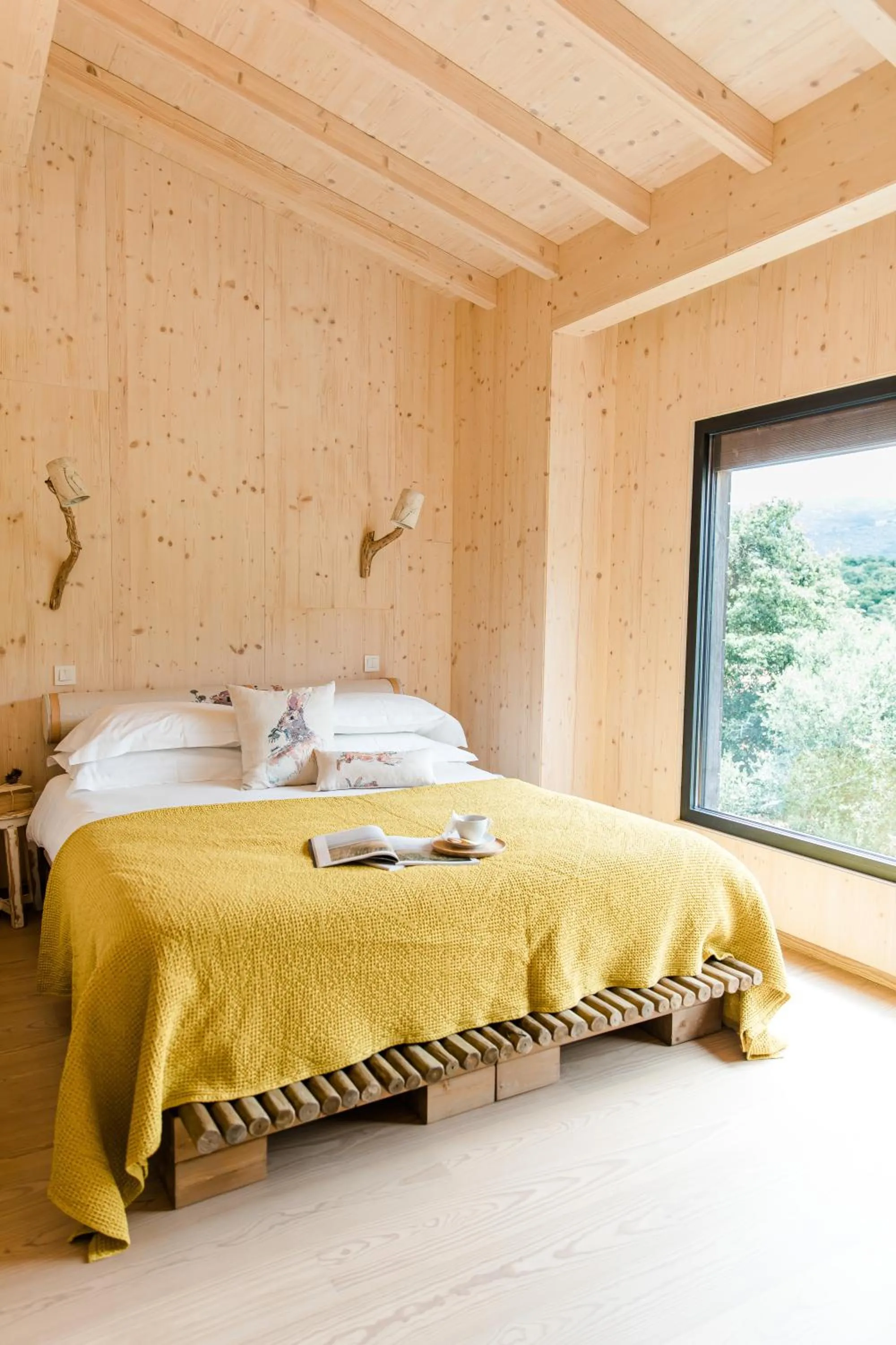 Bed in The Nest by Cooking and Nature