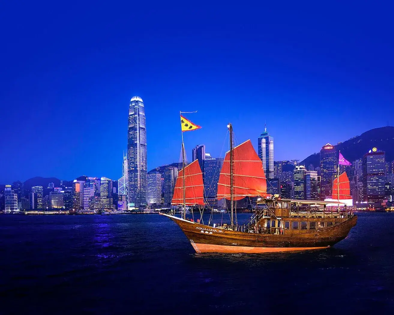 View (from property/room) in Four Seasons Hotel Hong Kong View (from property/room) in Four Seasons Hotel Hong Kong