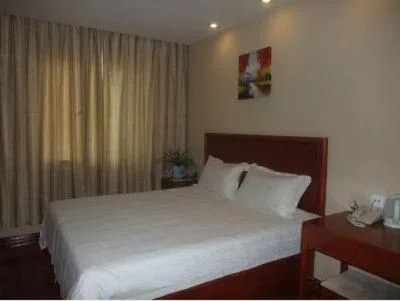 Bed in GreenTree Inn Rizhao West Station Suning Plaza